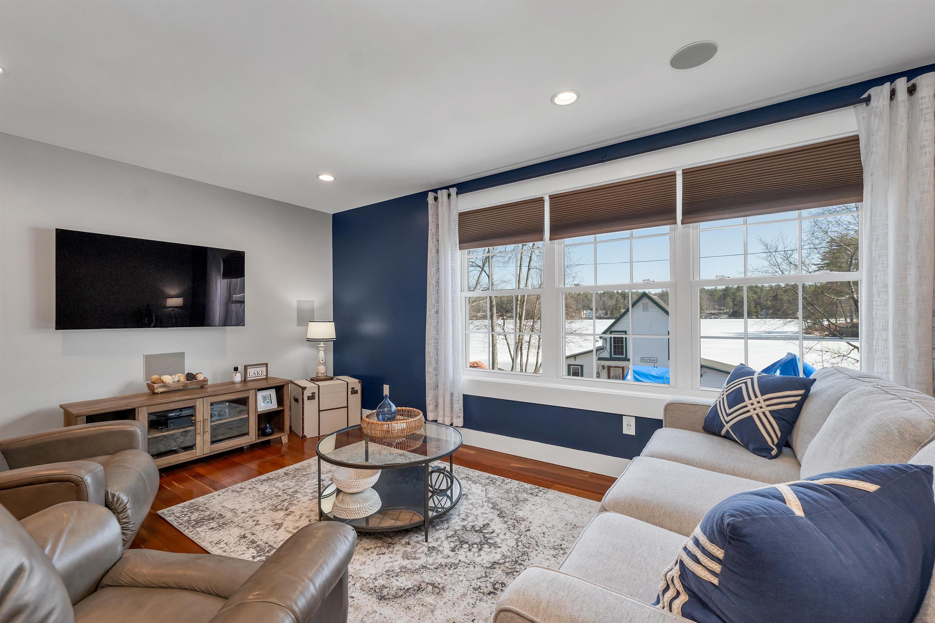 48 Broadway Property Photo