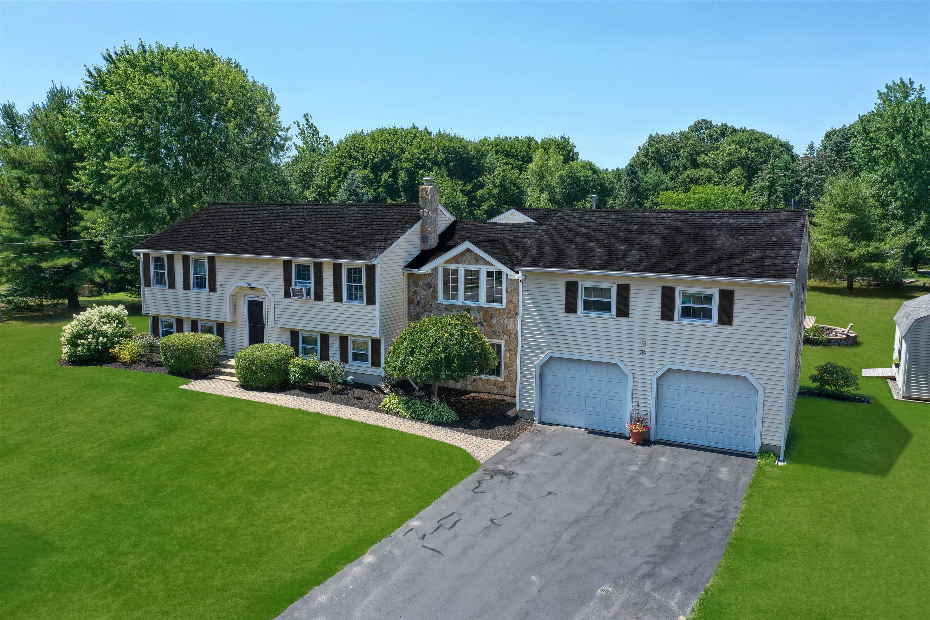 34 Holmgren Road Property Photo