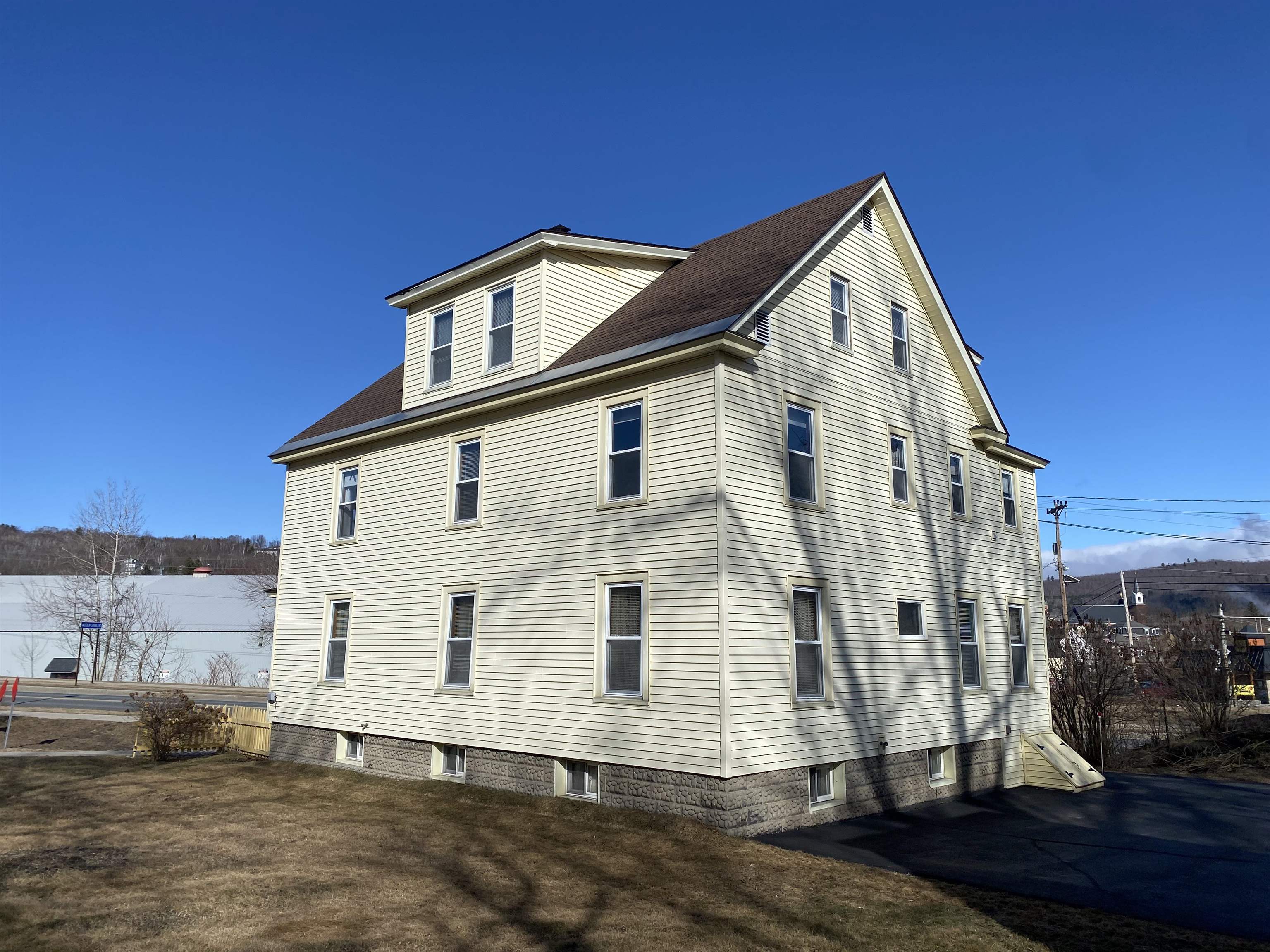 17 Hinchey Street Property Photo