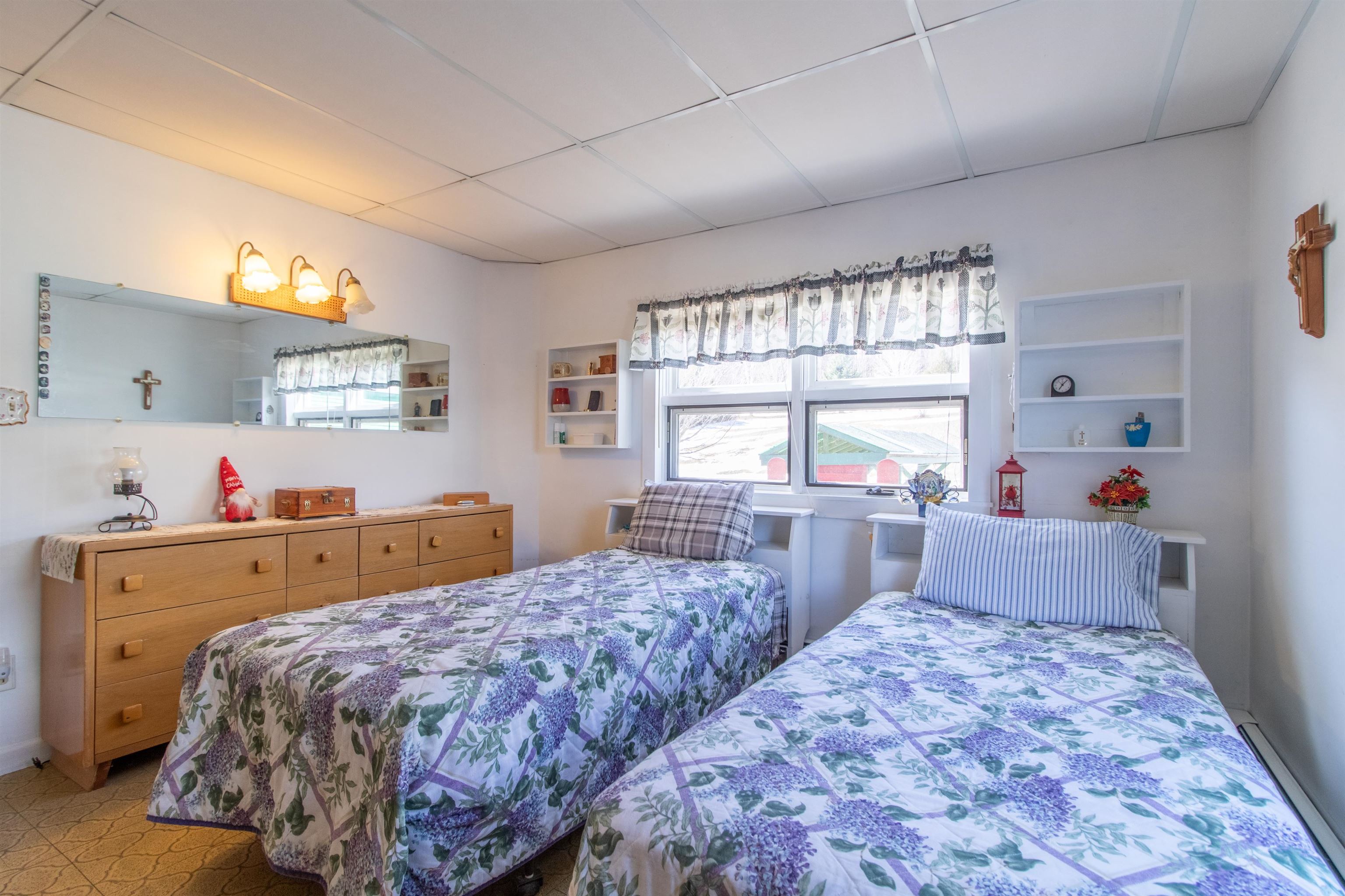 356 Pleasant Street Property Photo 8