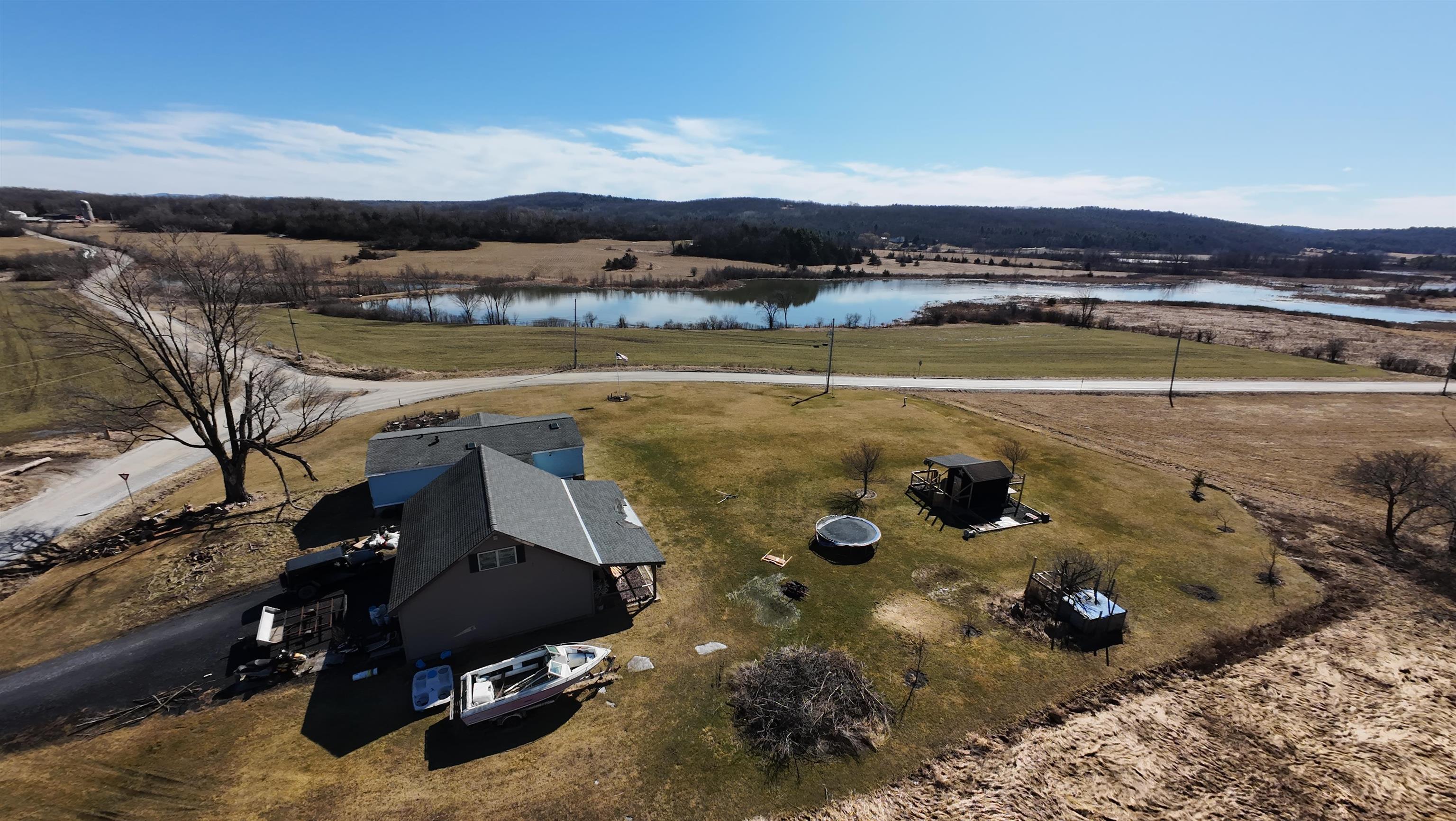 3 Old Stage Road Property Photo