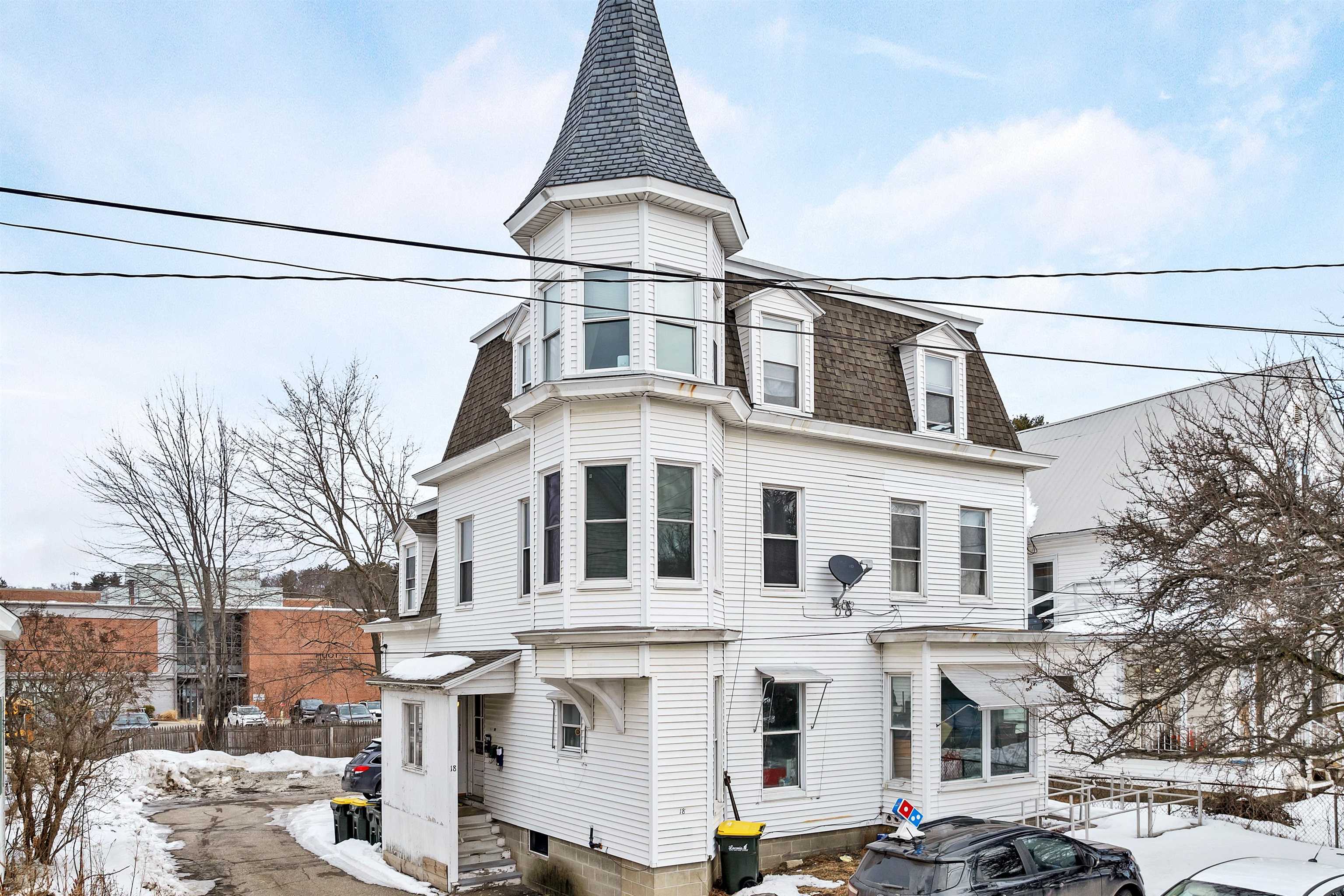18 Gilford Avenue Property Photo