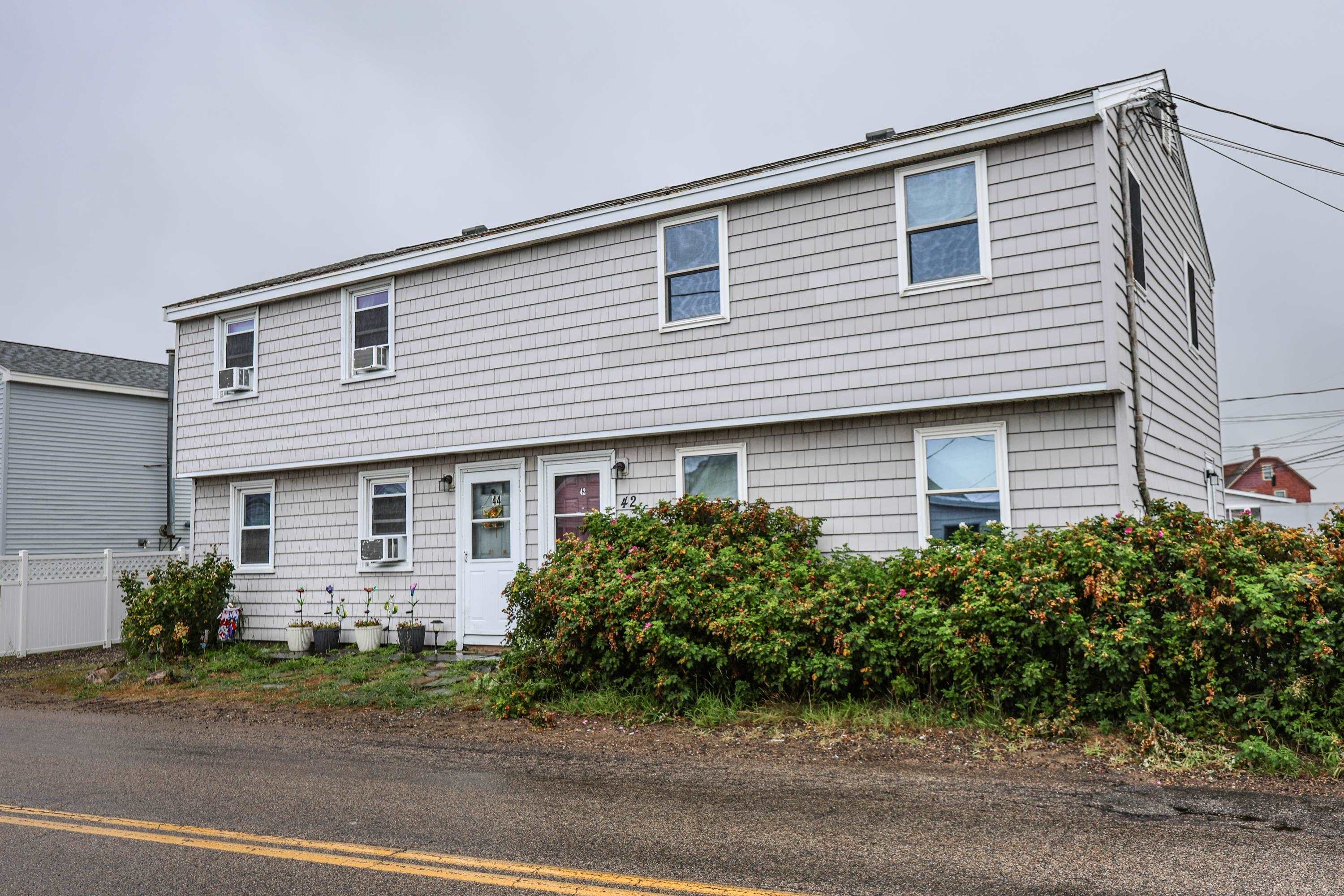 42 Brown Ave Property Photo