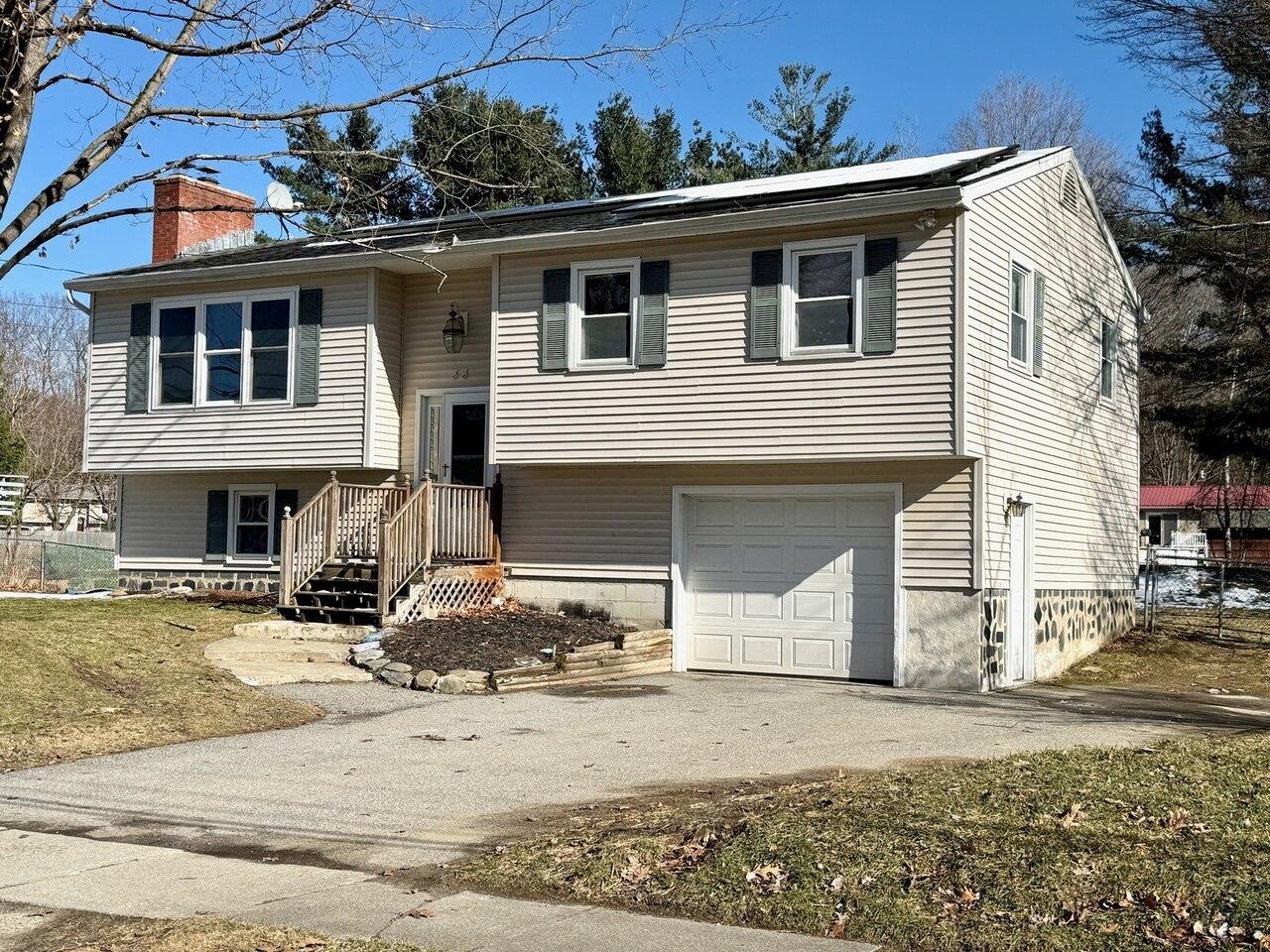 33 Pioneer Street Property Photo