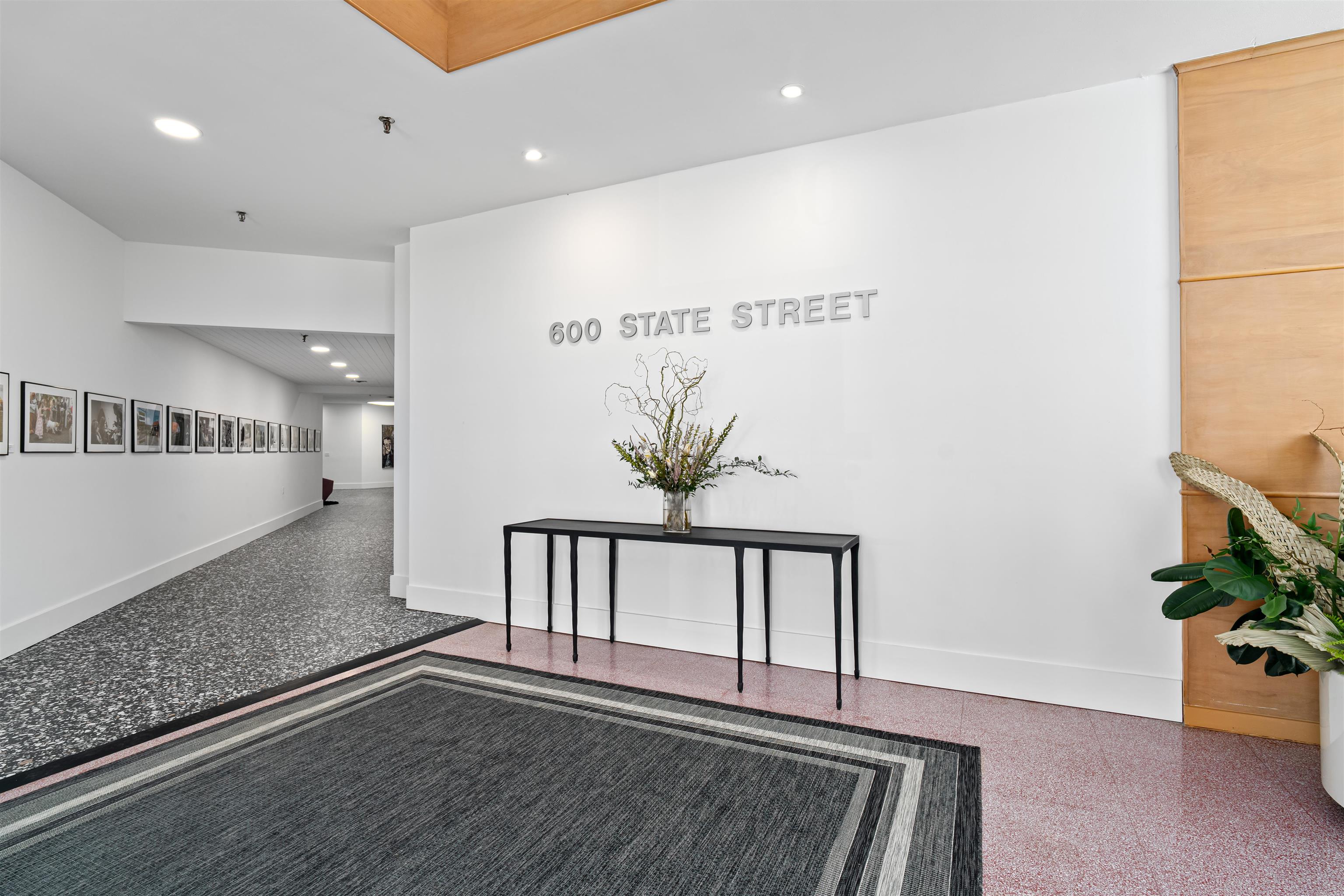 600 State Street 4 Property Photo 1