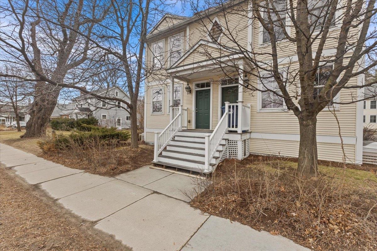 1044 North Avenue 1 Property Photo