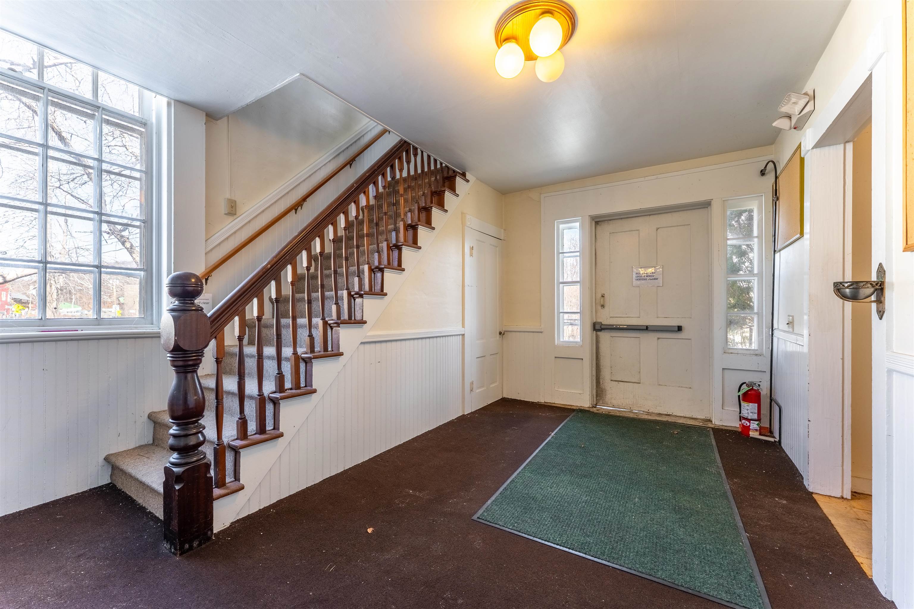 123 Main Street Property Photo 12