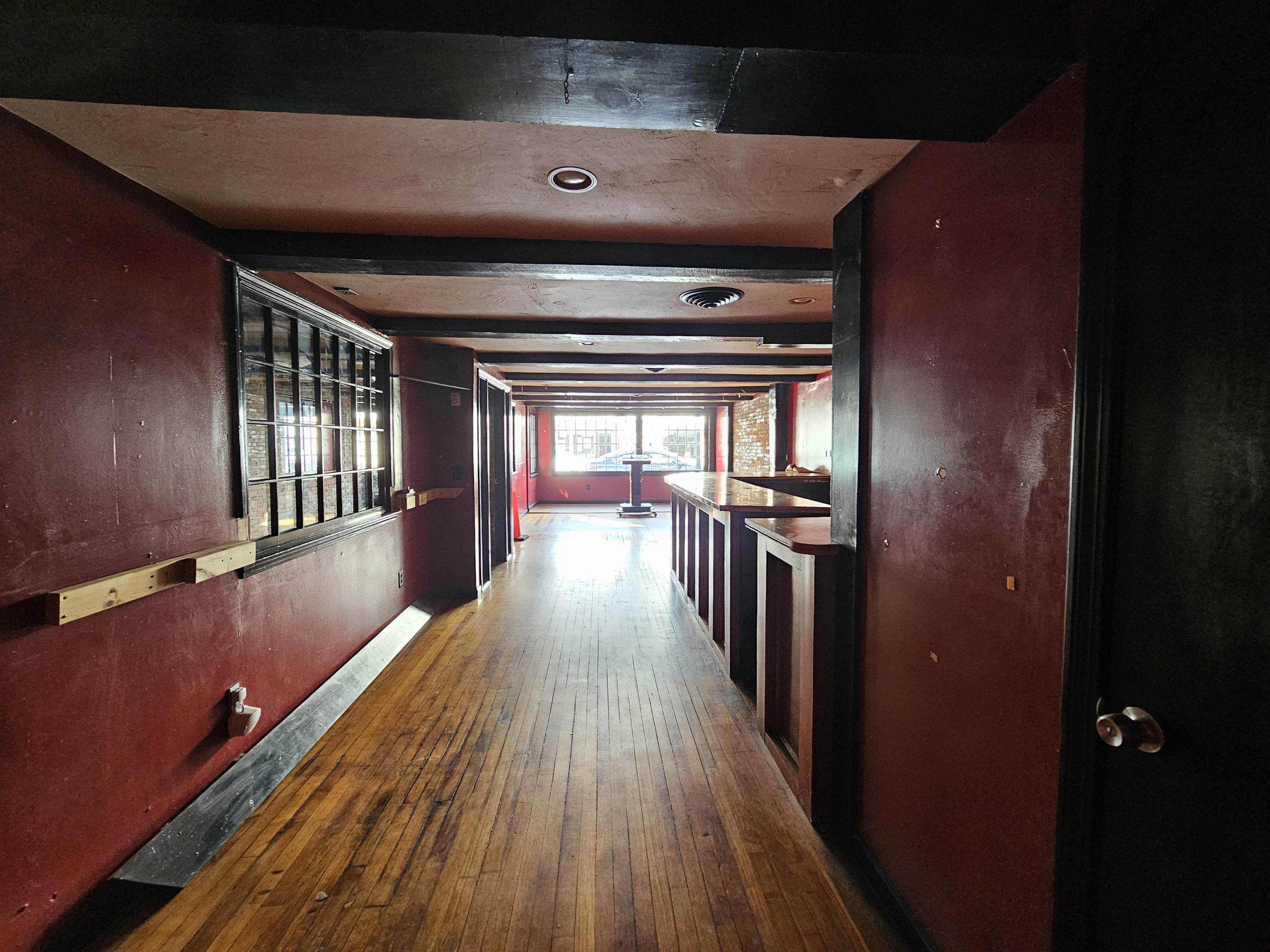 42 N Main Street Property Photo 5