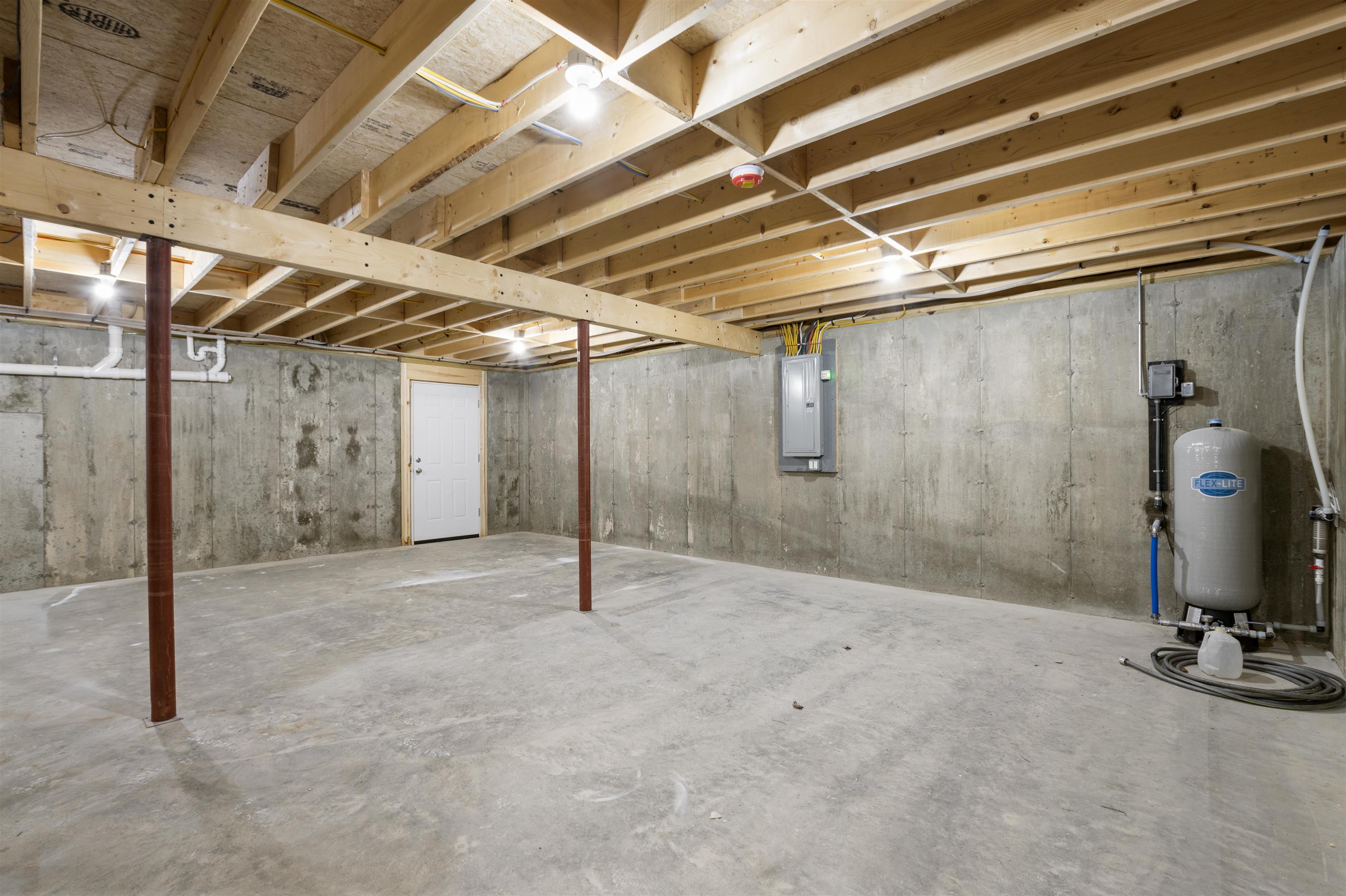 154 Village Road Property Photo 33