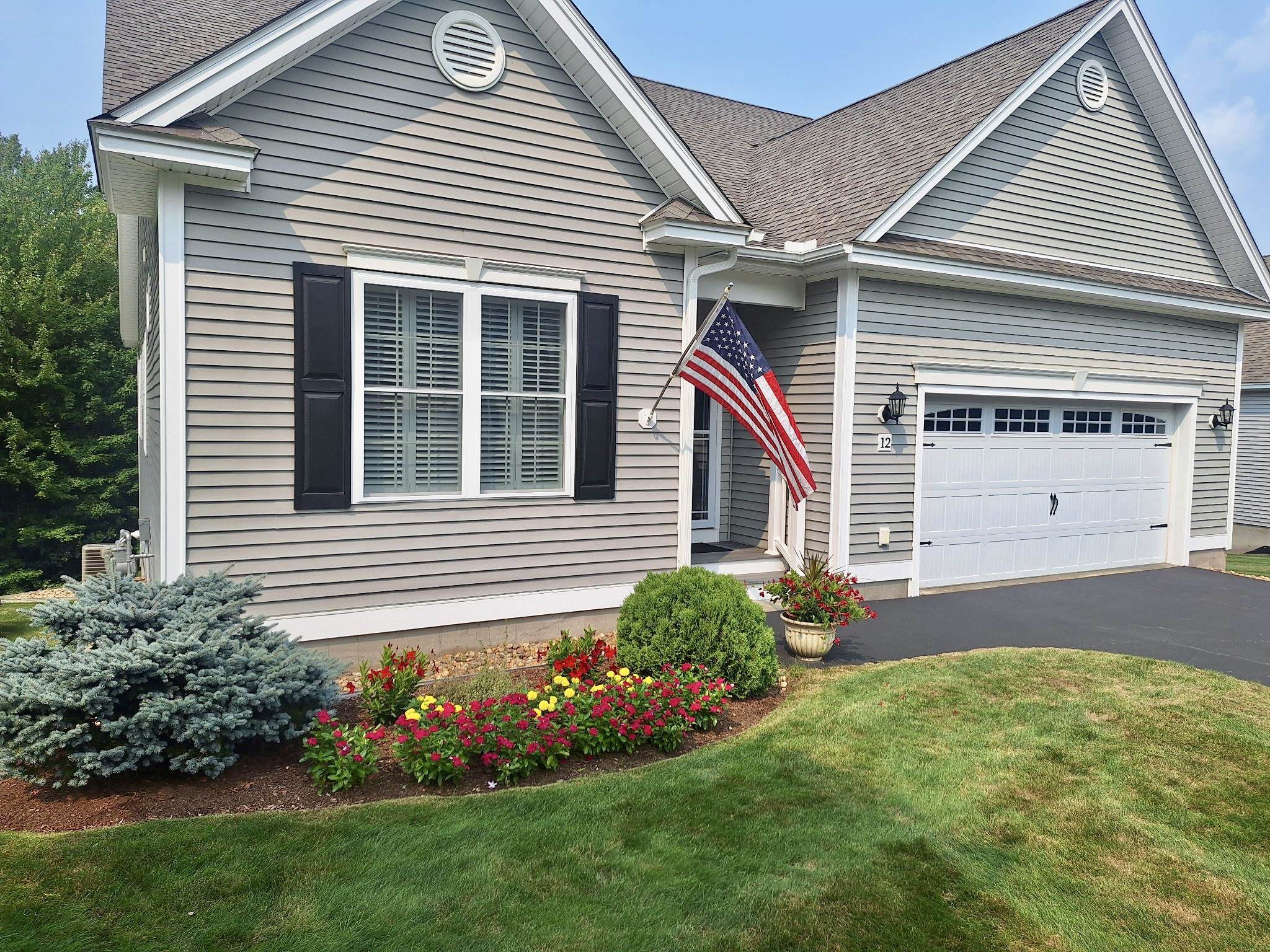 12 Tavern Hill Road Property Photo