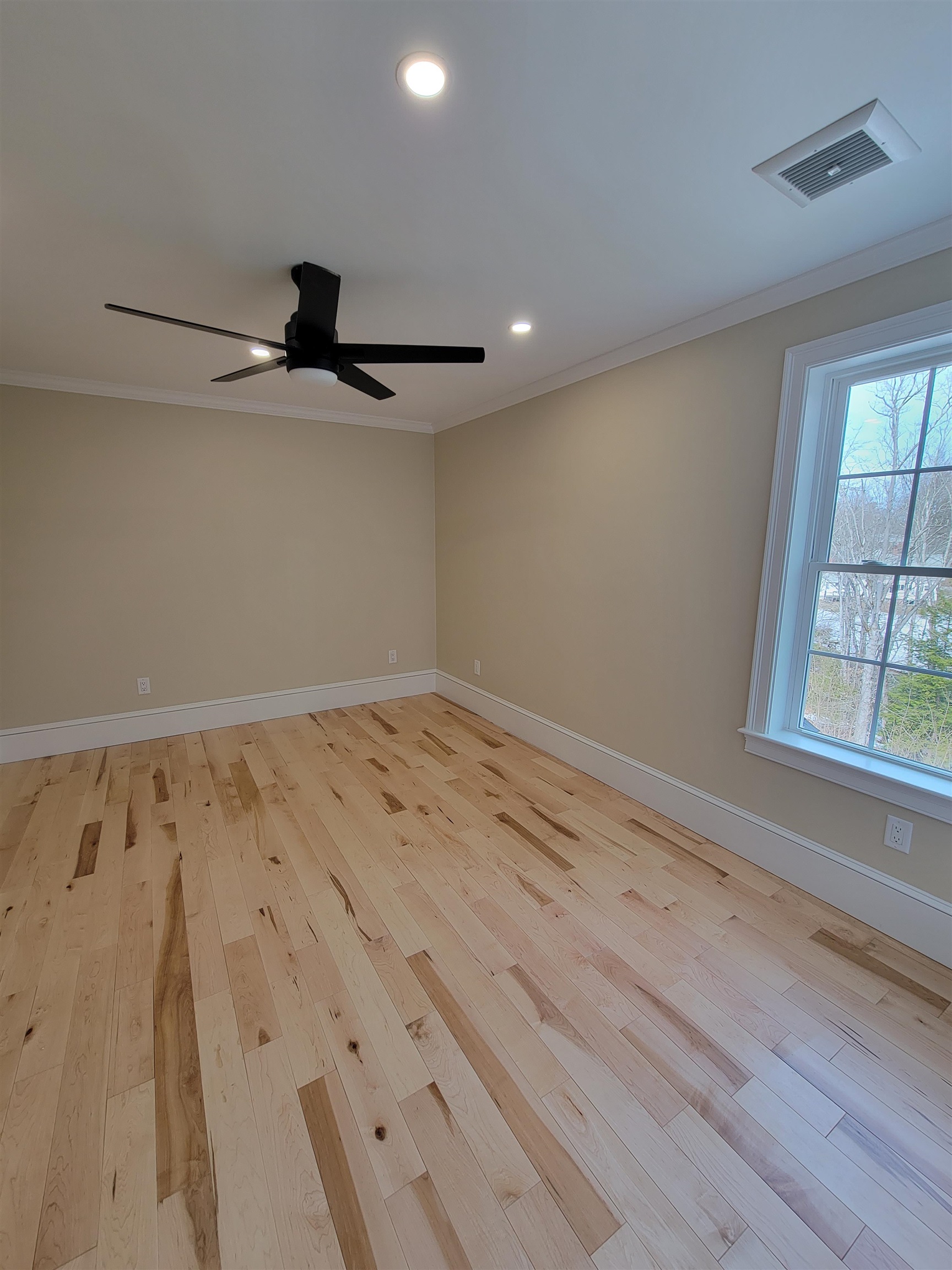12 Zeland Drive Property Photo 21