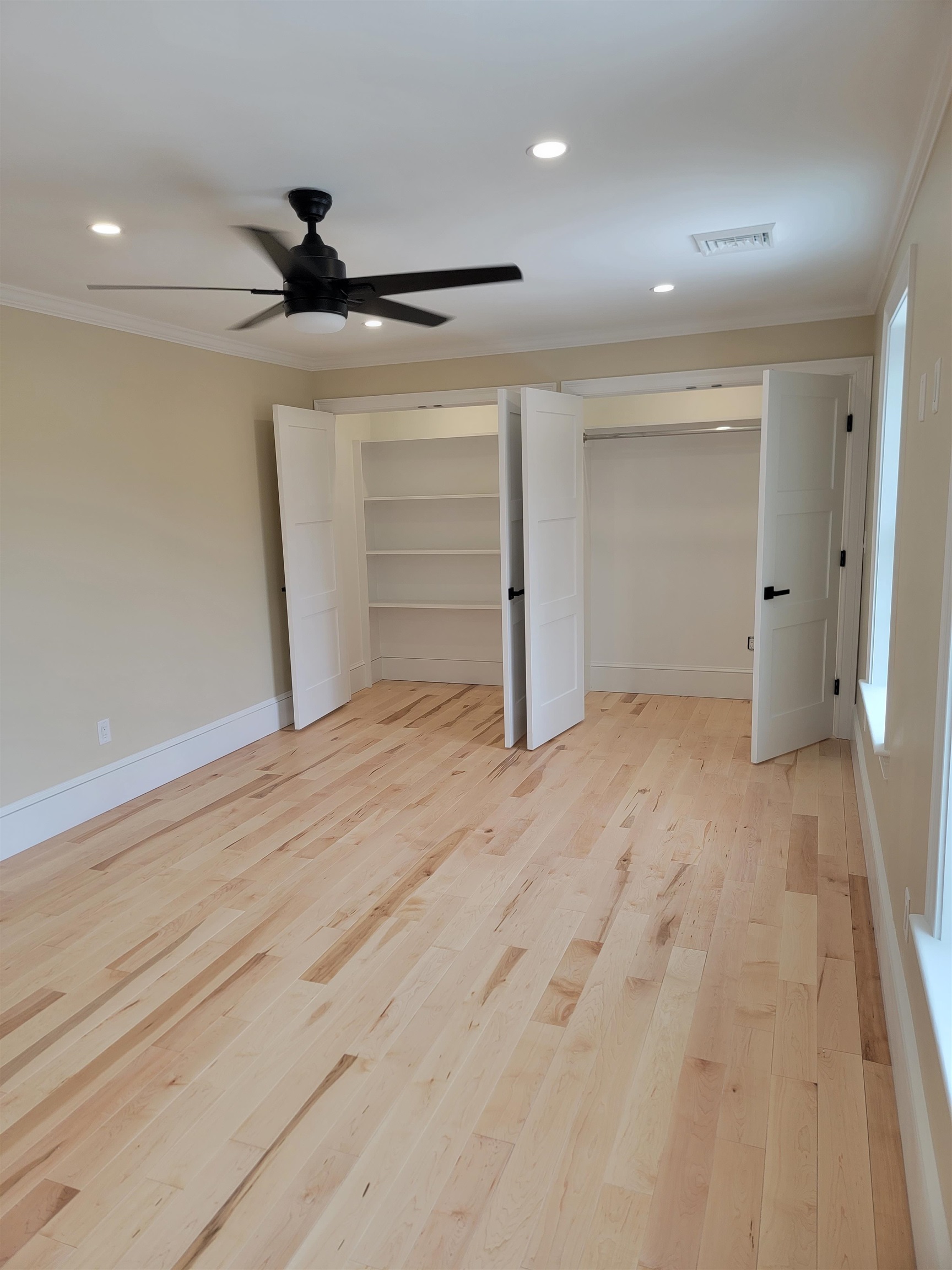 12 Zeland Drive Property Photo 47
