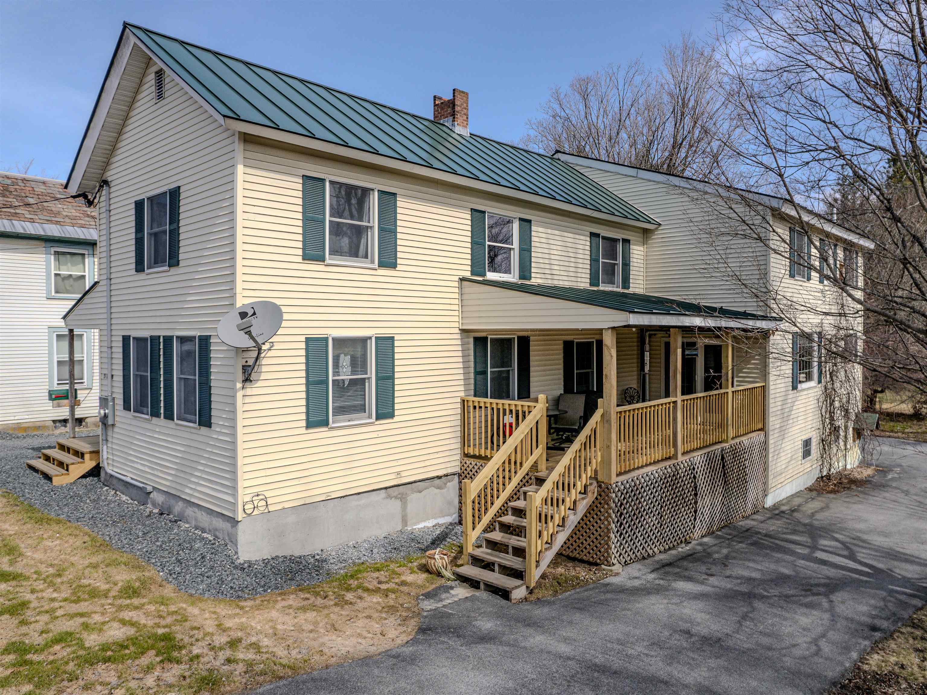 21 Lake Road Property Photo