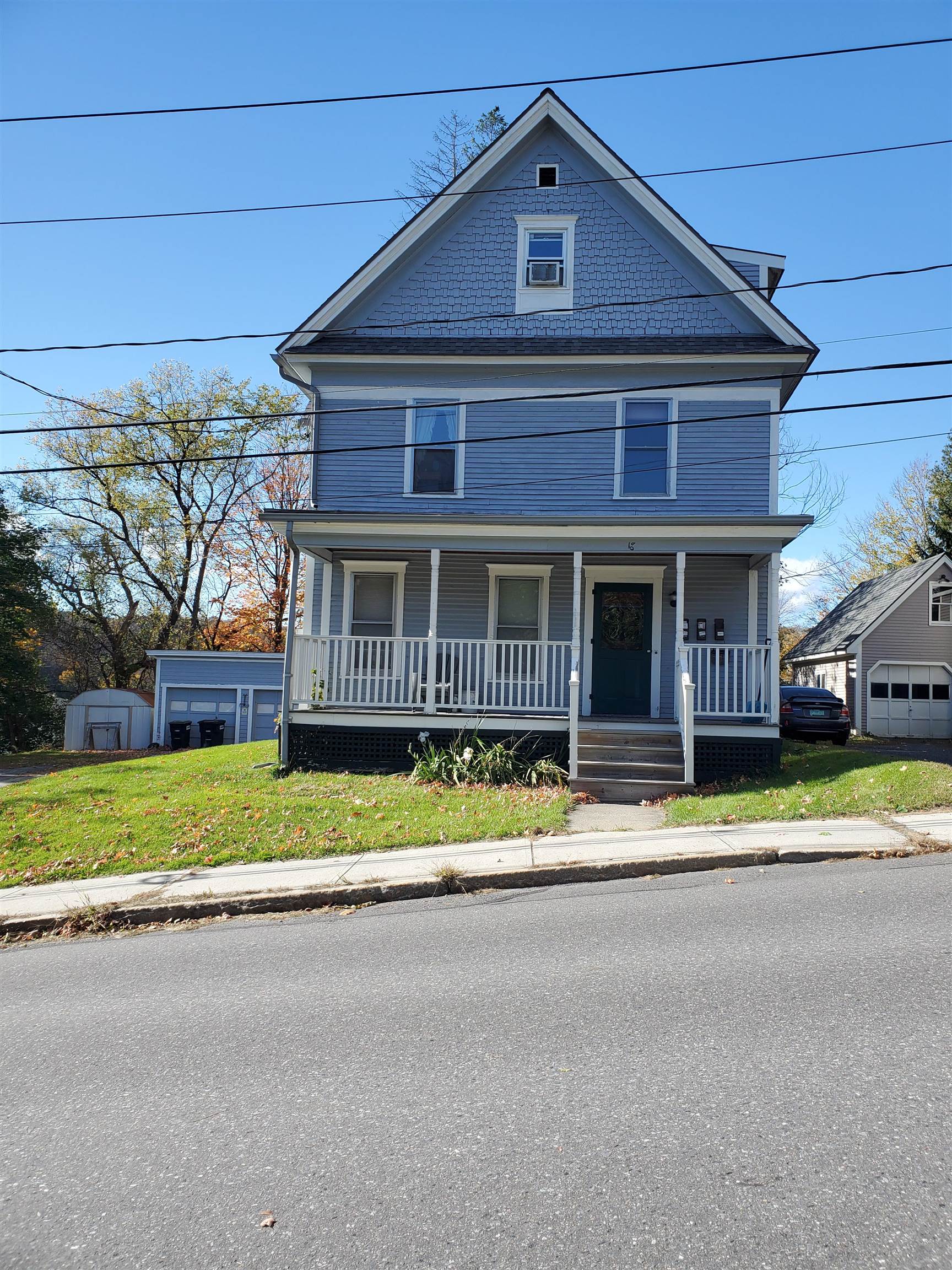 18 College Street Property Photo