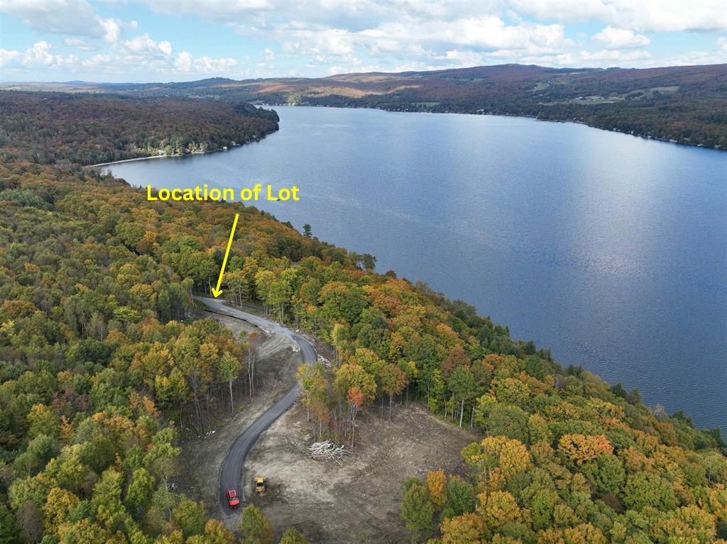 - Foliage Lane Property Photo 21