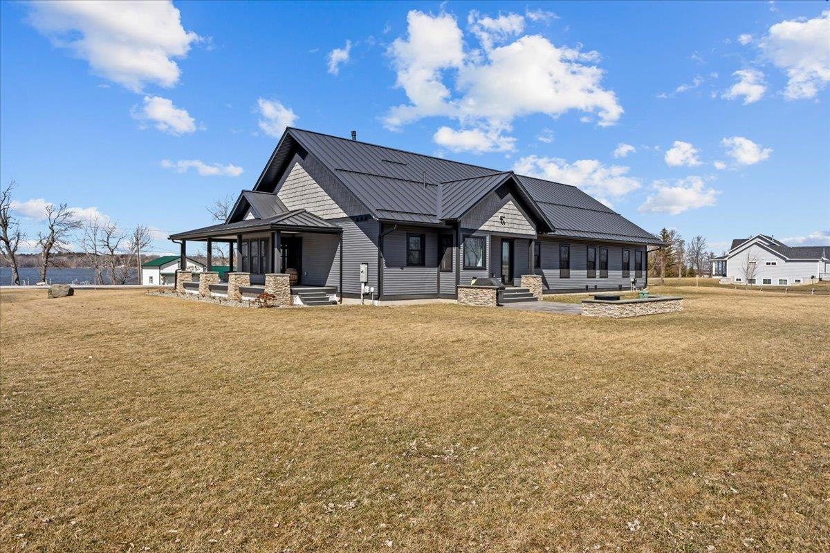 61 Lakewood Drive Property Photo 6