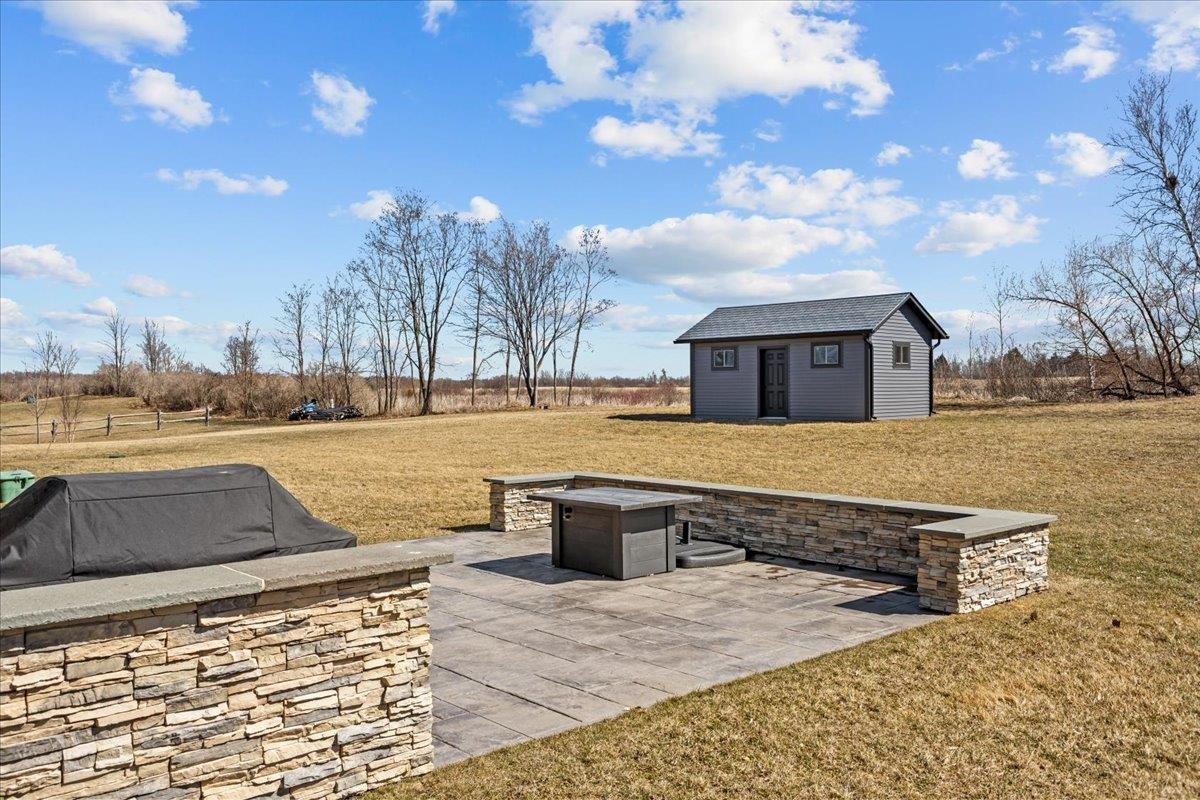 61 Lakewood Drive Property Photo 7