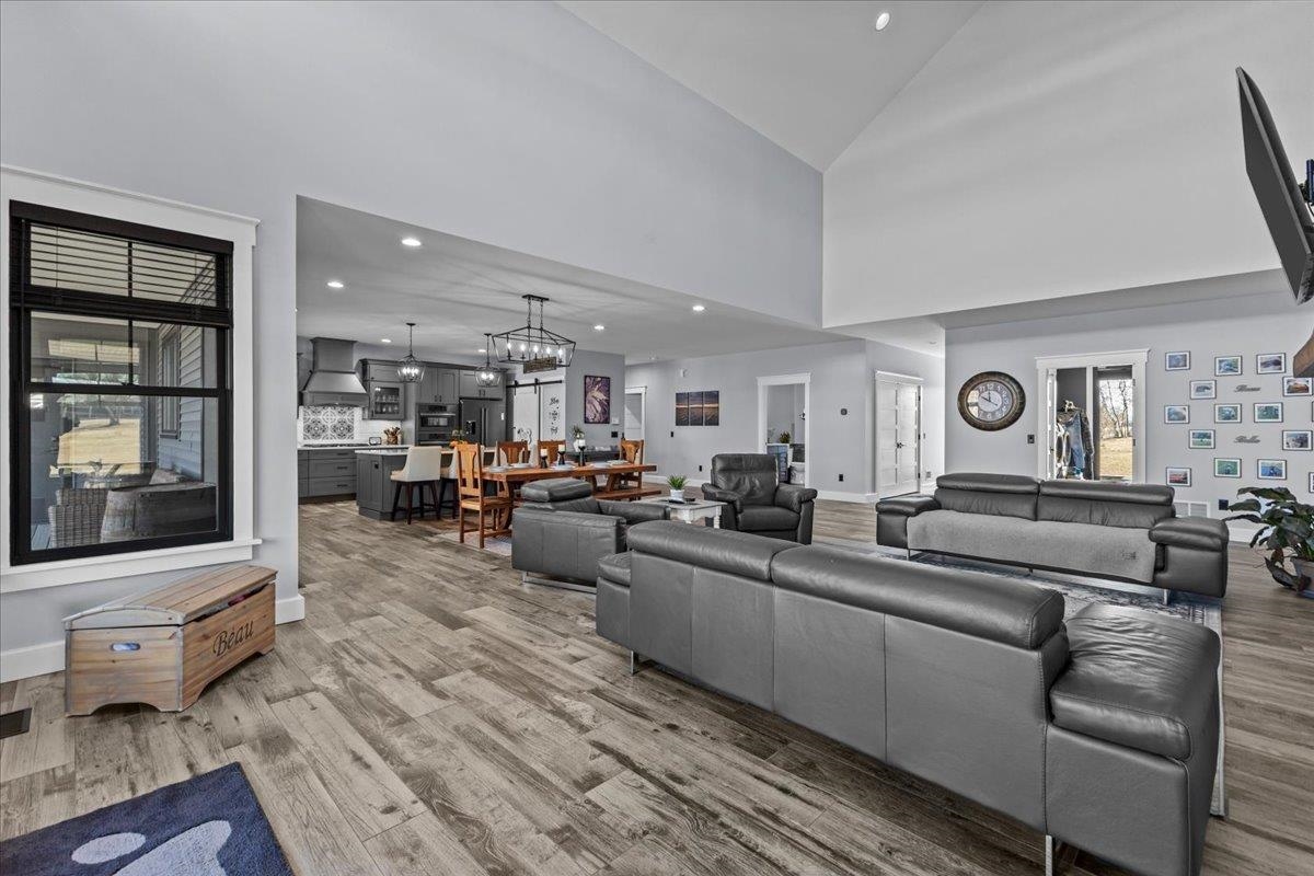 61 Lakewood Drive Property Photo 18