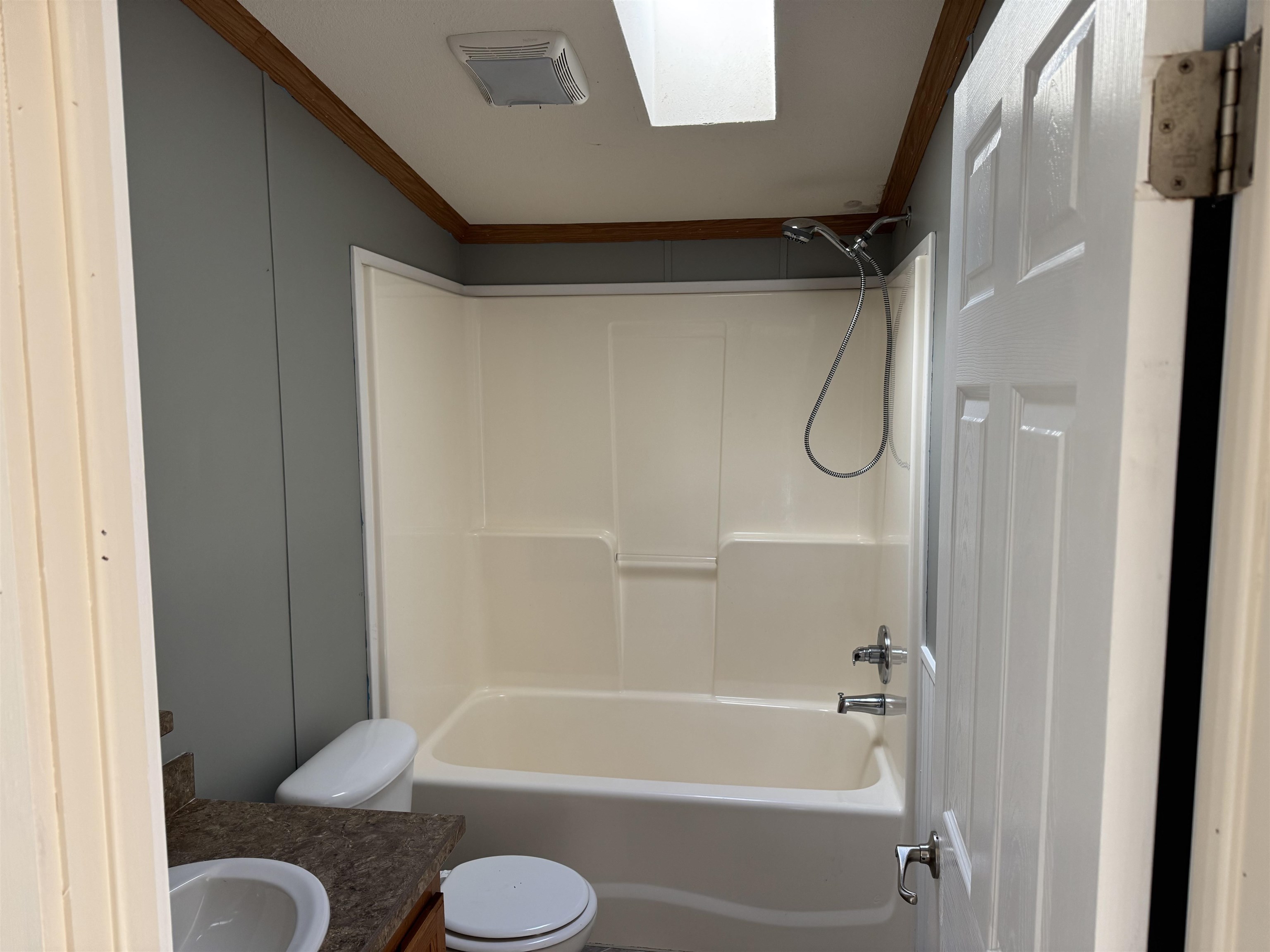 212 Belanger Lane Property Photo 14