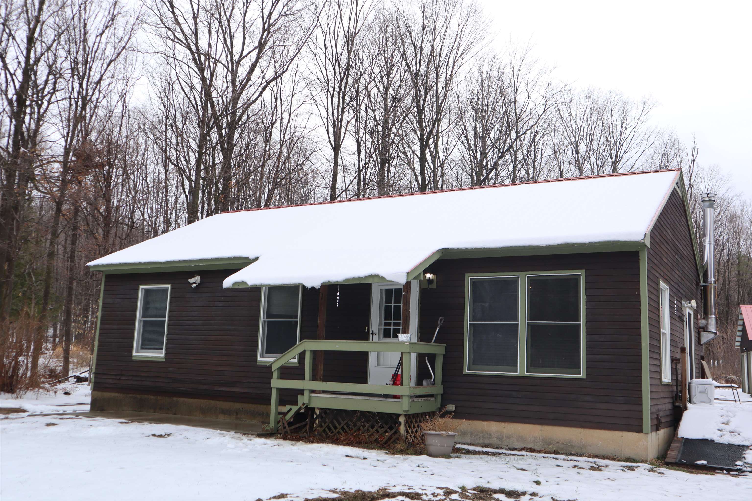 106 Oak Lane Property Photo