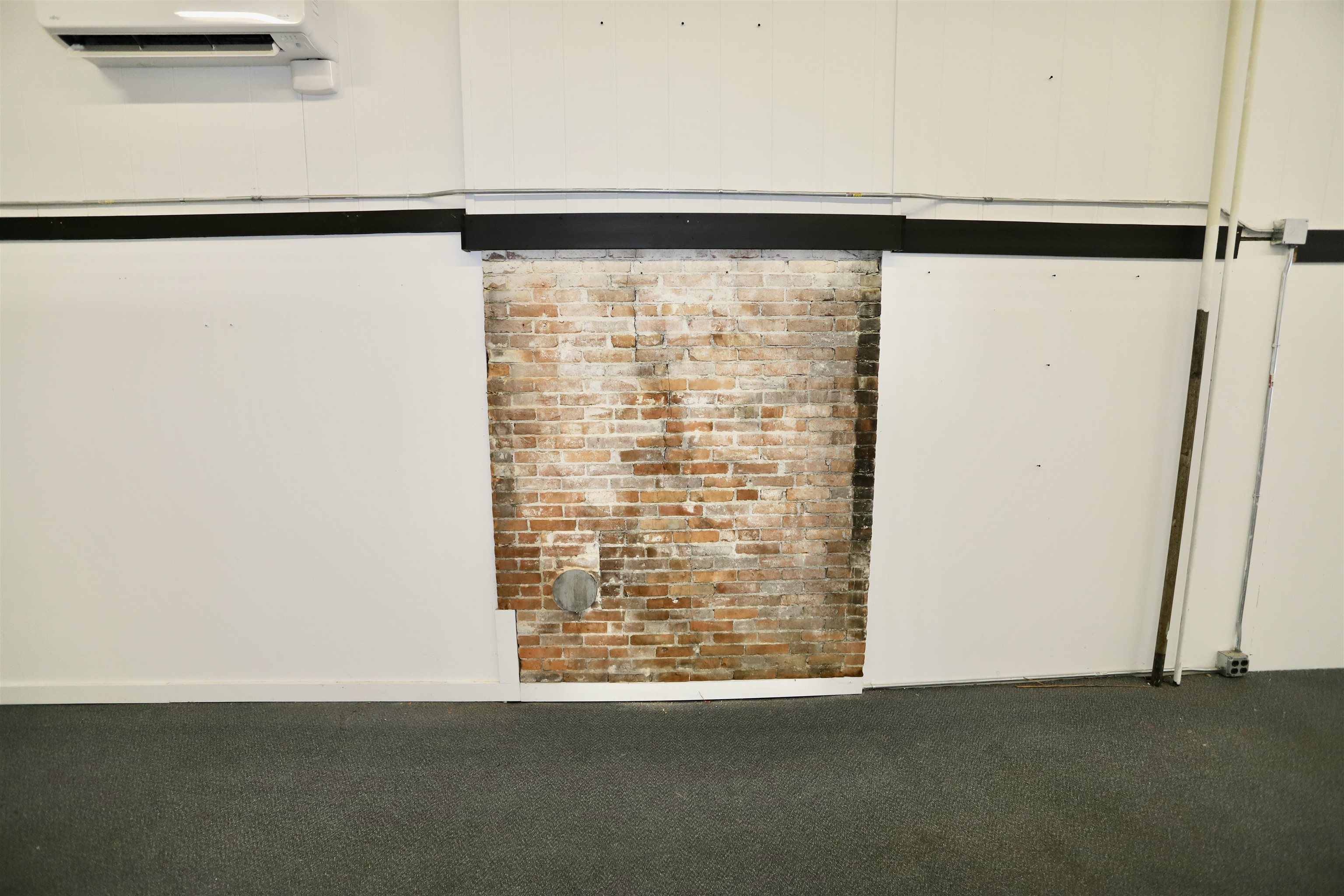 446 Railroad Street Ste 1 Property Photo 14