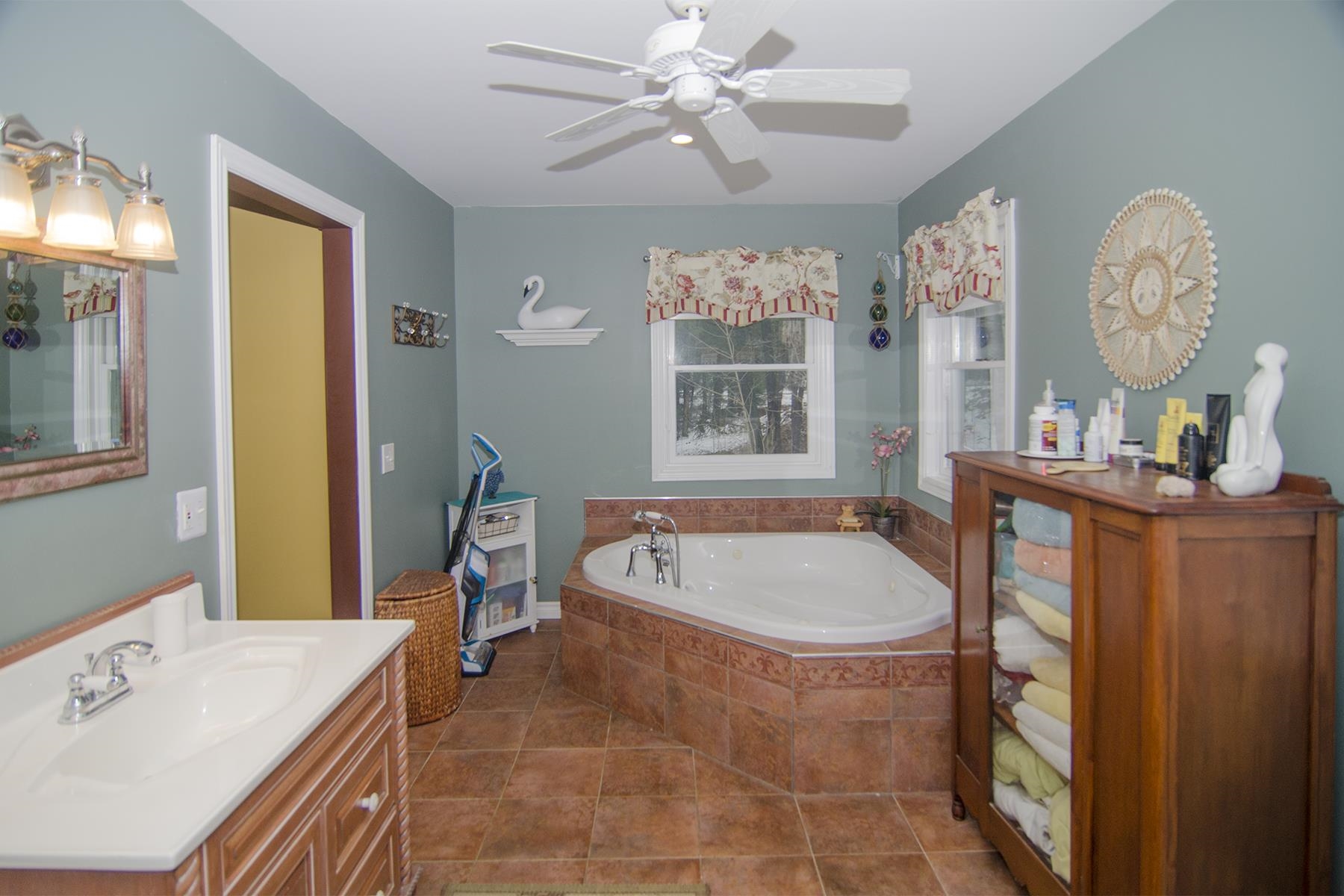 426 West Echo Lake Road Property Photo 36
