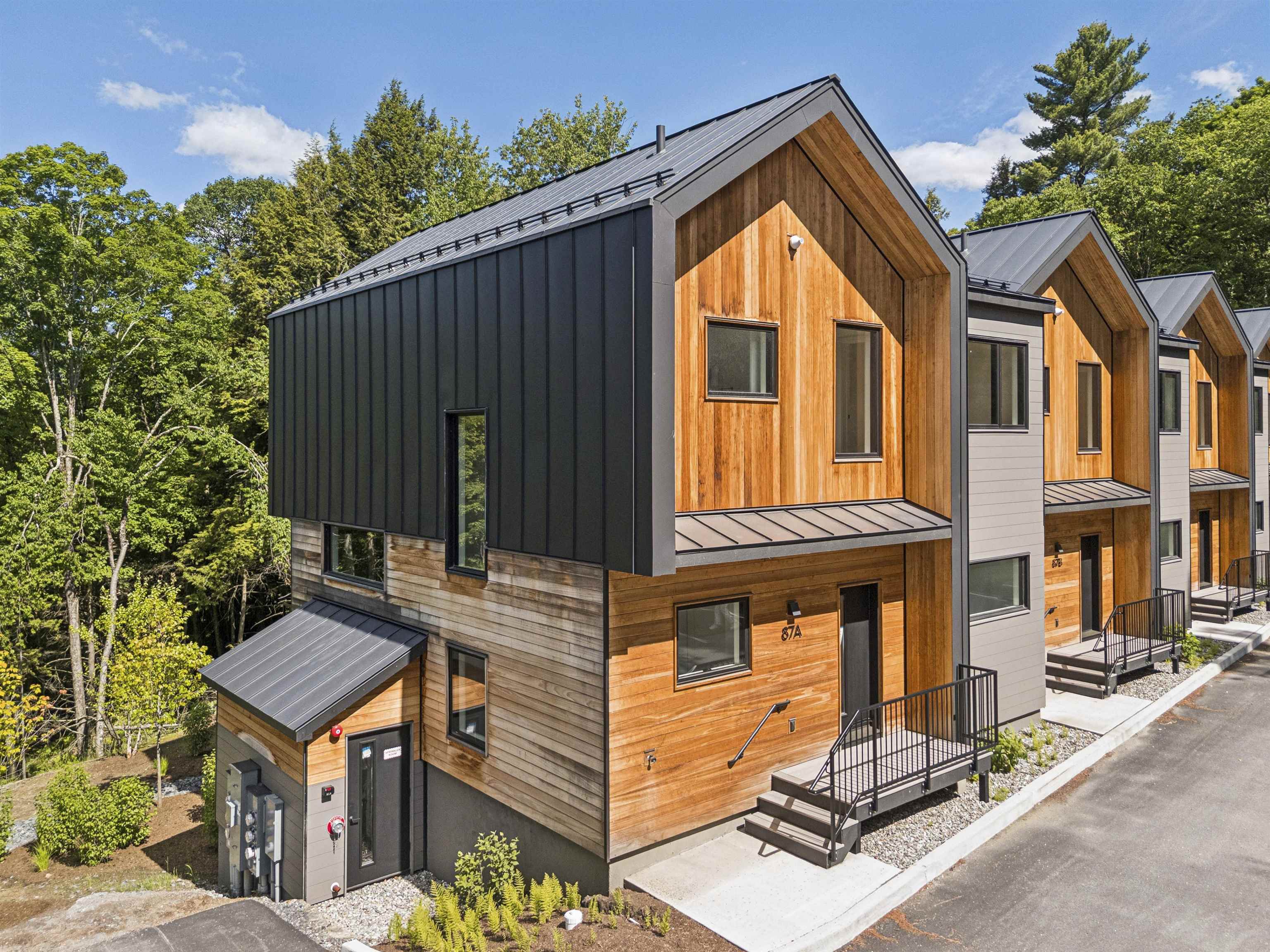 87A Slate Hill Road Property Photo 1