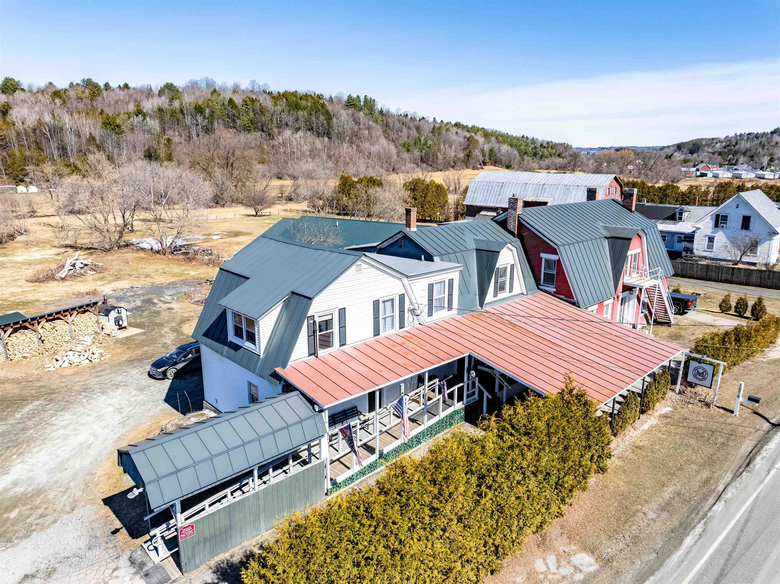 1079 S Barre Road Property Photo