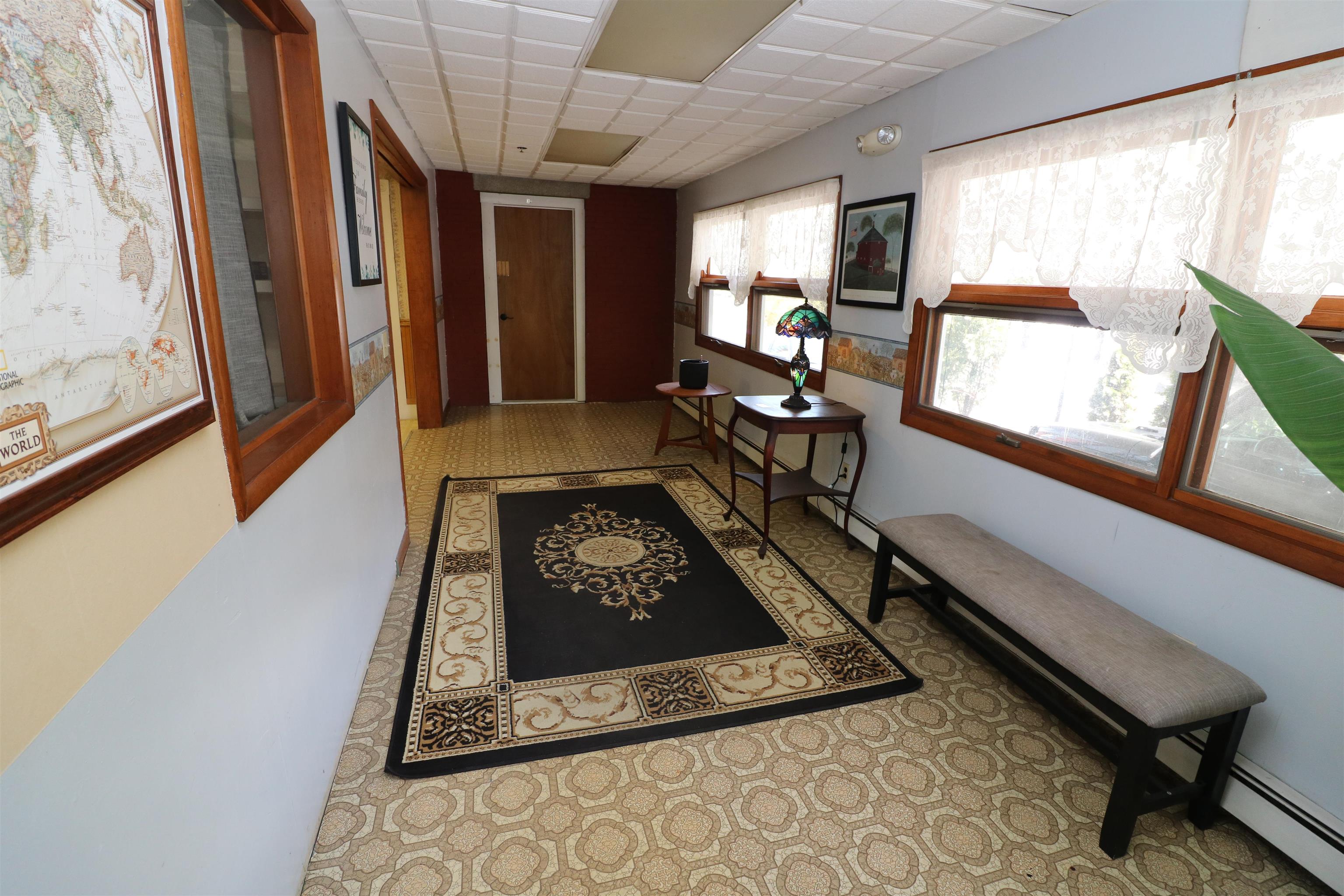 1079 S Barre Road Property Photo 3