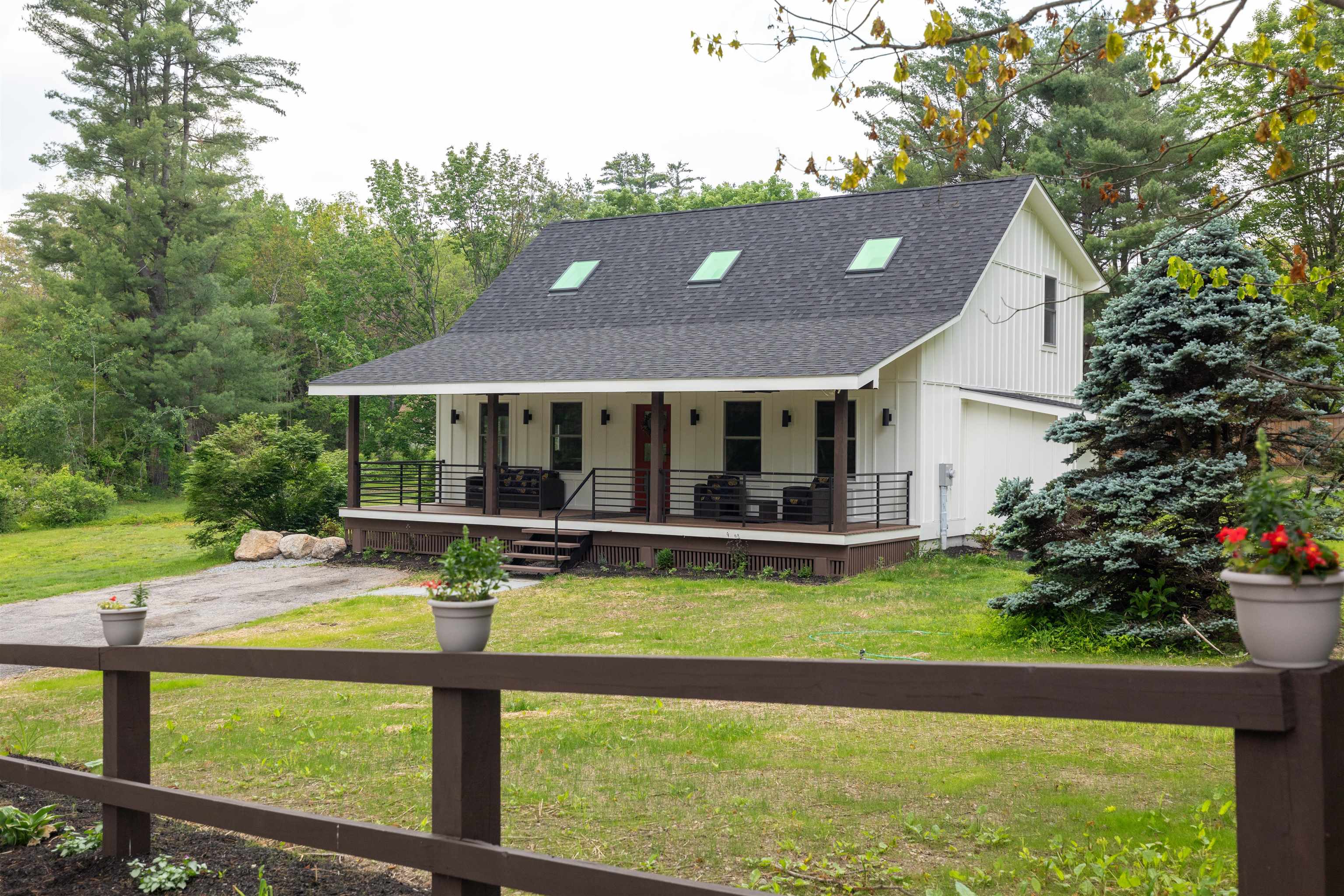 3 Steele Road Property Photo