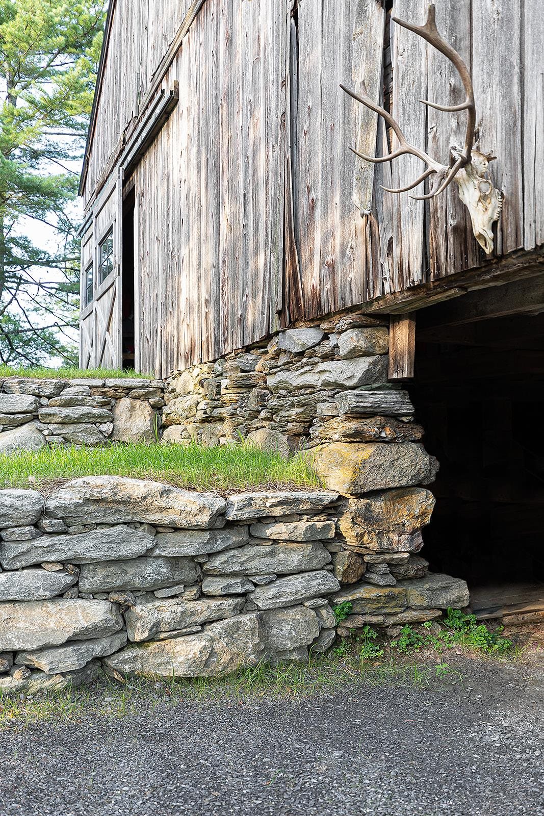 437 Lonesome Trail Property Photo 5