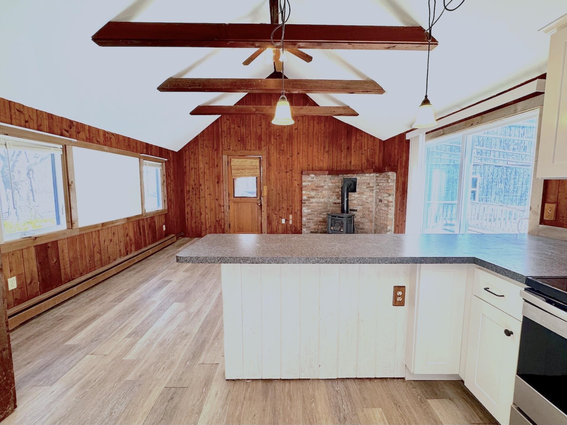 200 Carlen Street Property Photo
