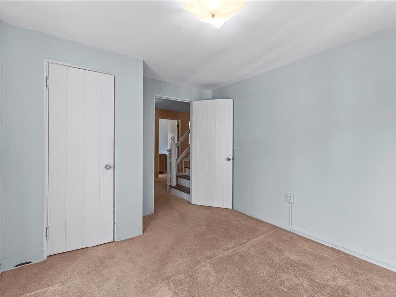 261 South Prospect Street Property Photo 27