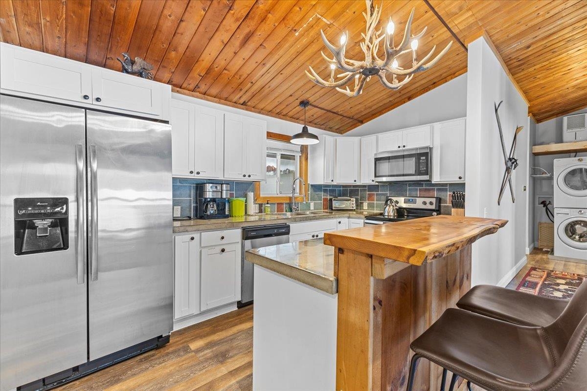 4527 Mountain Road Property Photo 17