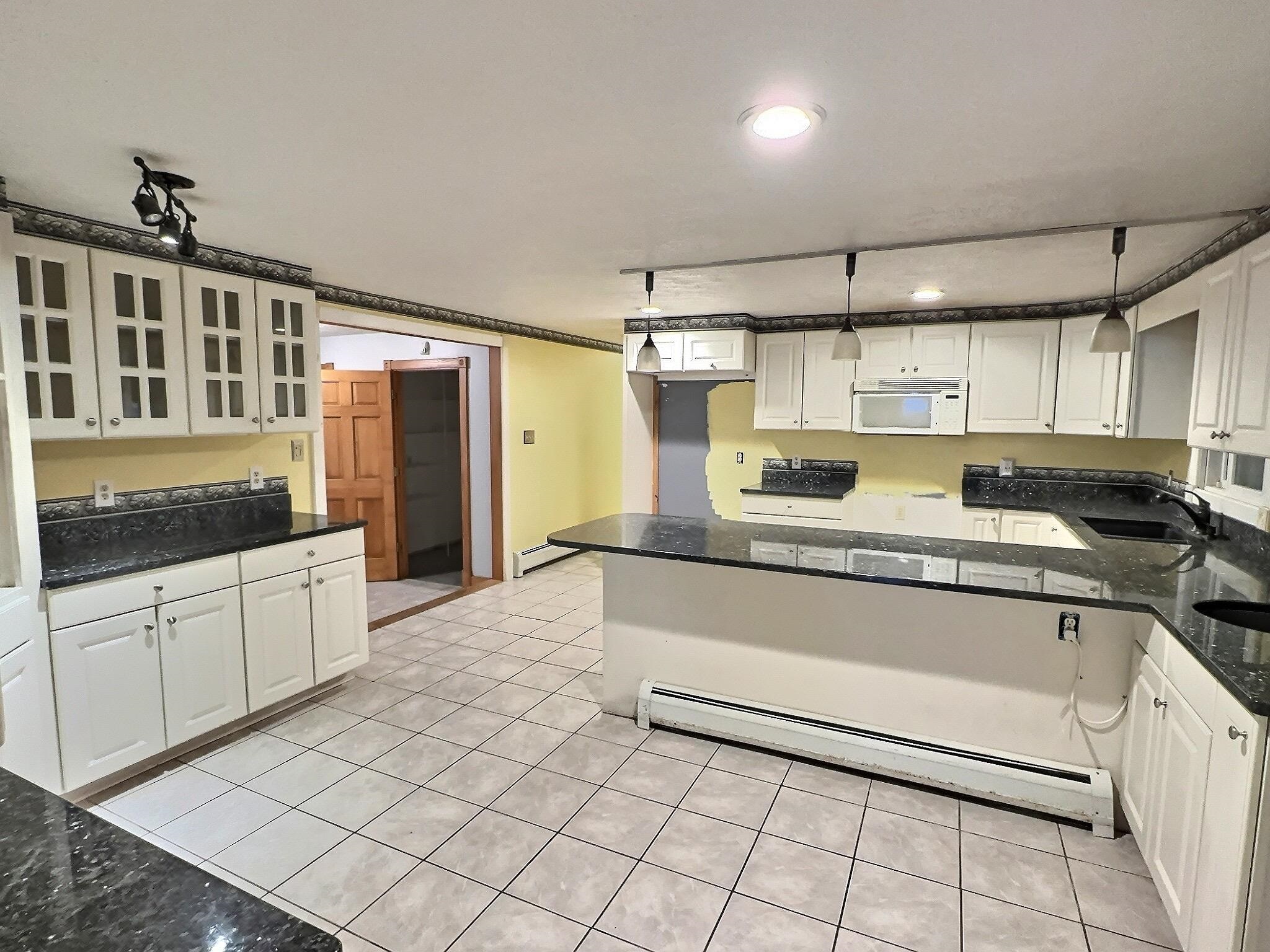 1290 North Road Property Photo 7