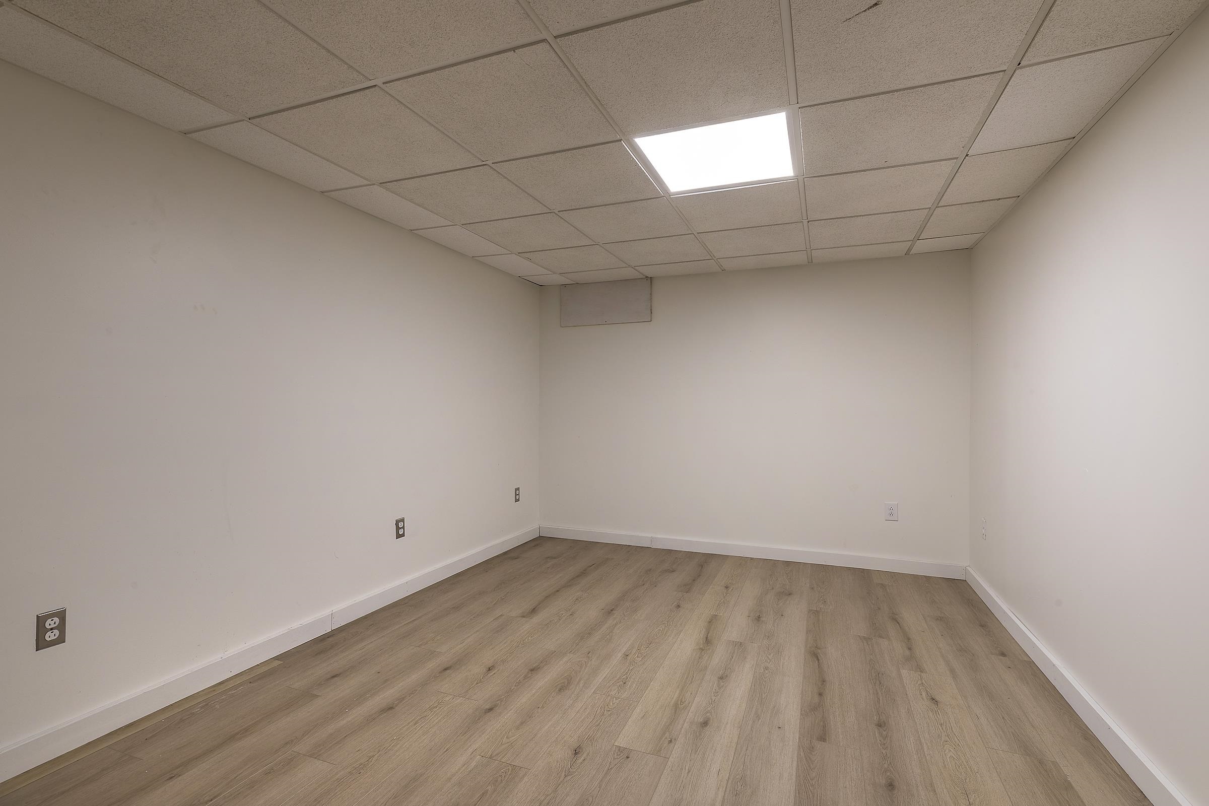 9 Deeplawn Court Property Photo 34