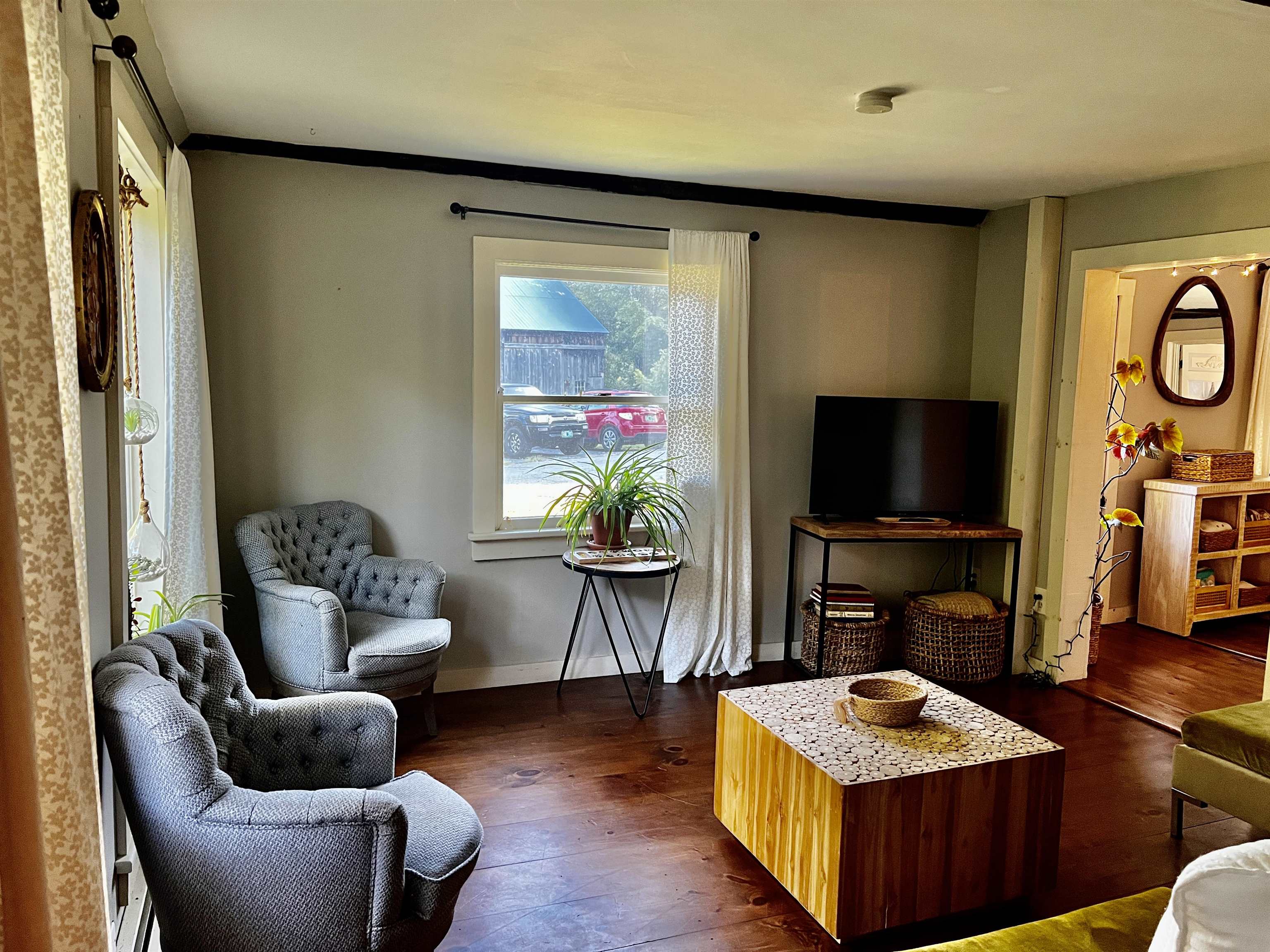 70 Worden Lane Property Photo 8