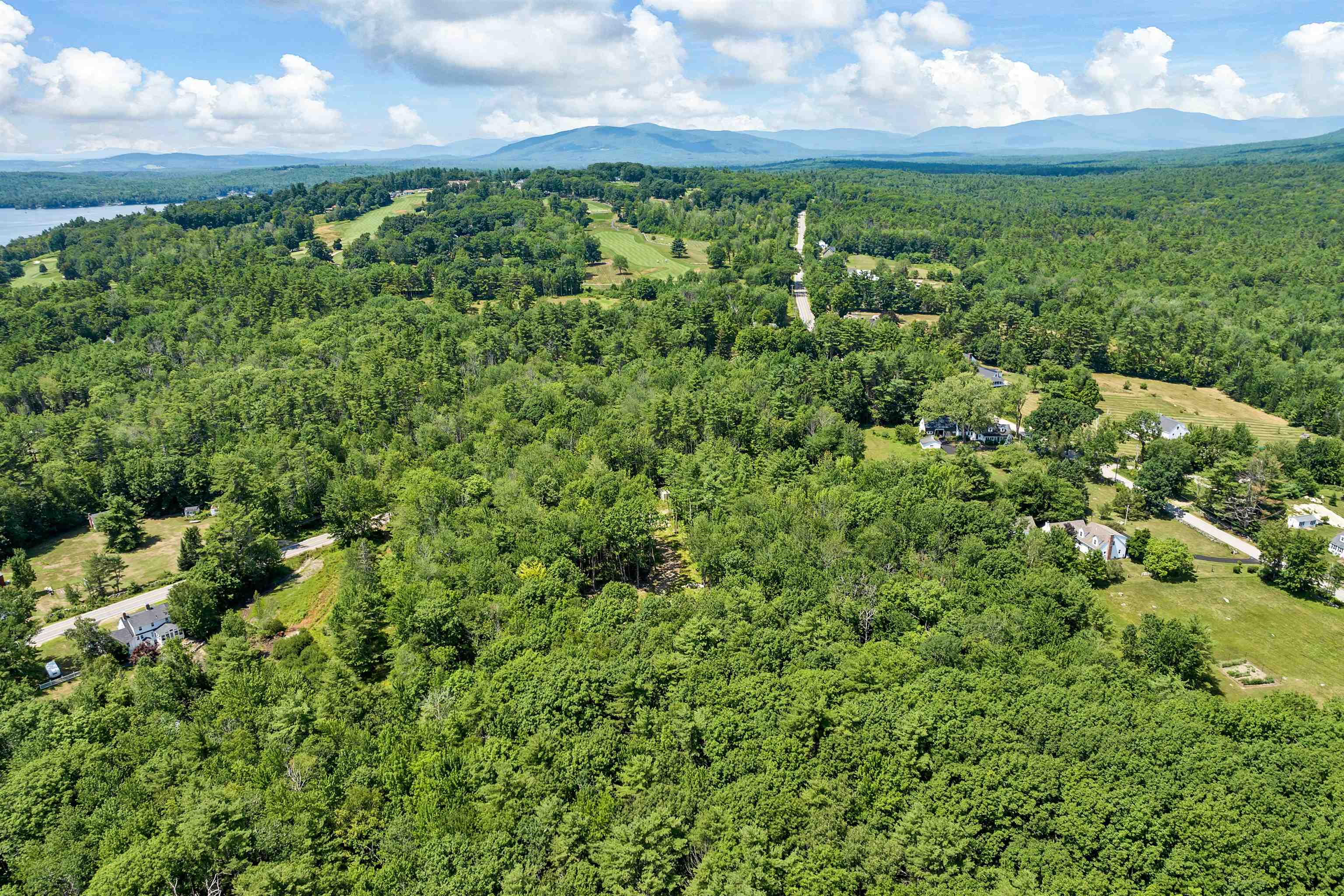 527 Governor Wentworth Highway Property Photo 11