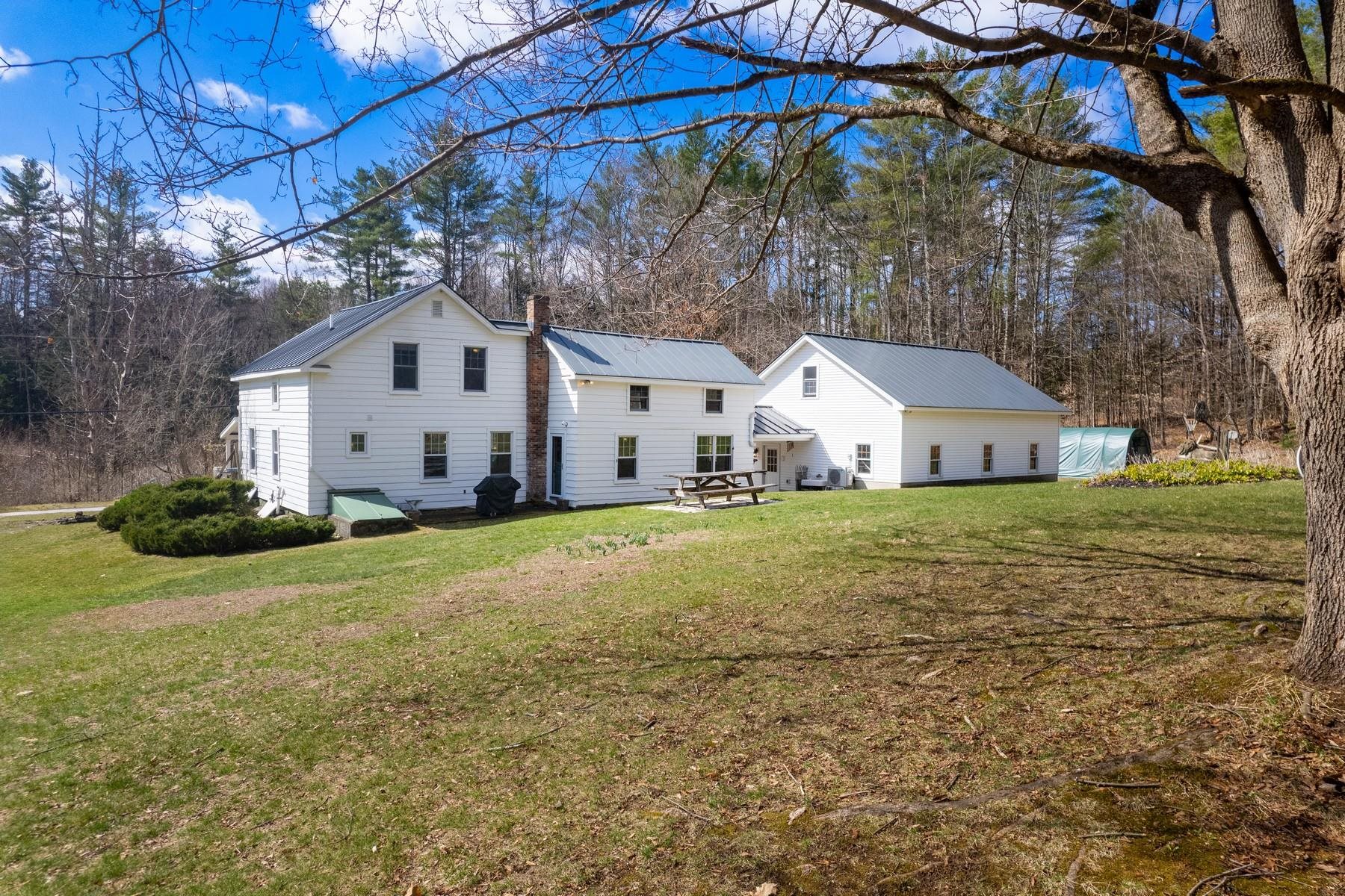 1091 Oxbow Road Property Photo 4