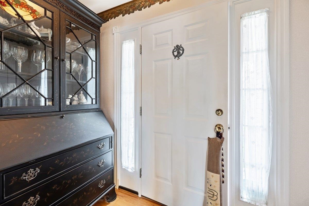 16 Mott South Street Property Photo 13