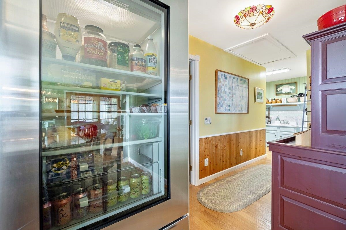 16 Mott South Street Property Photo 31