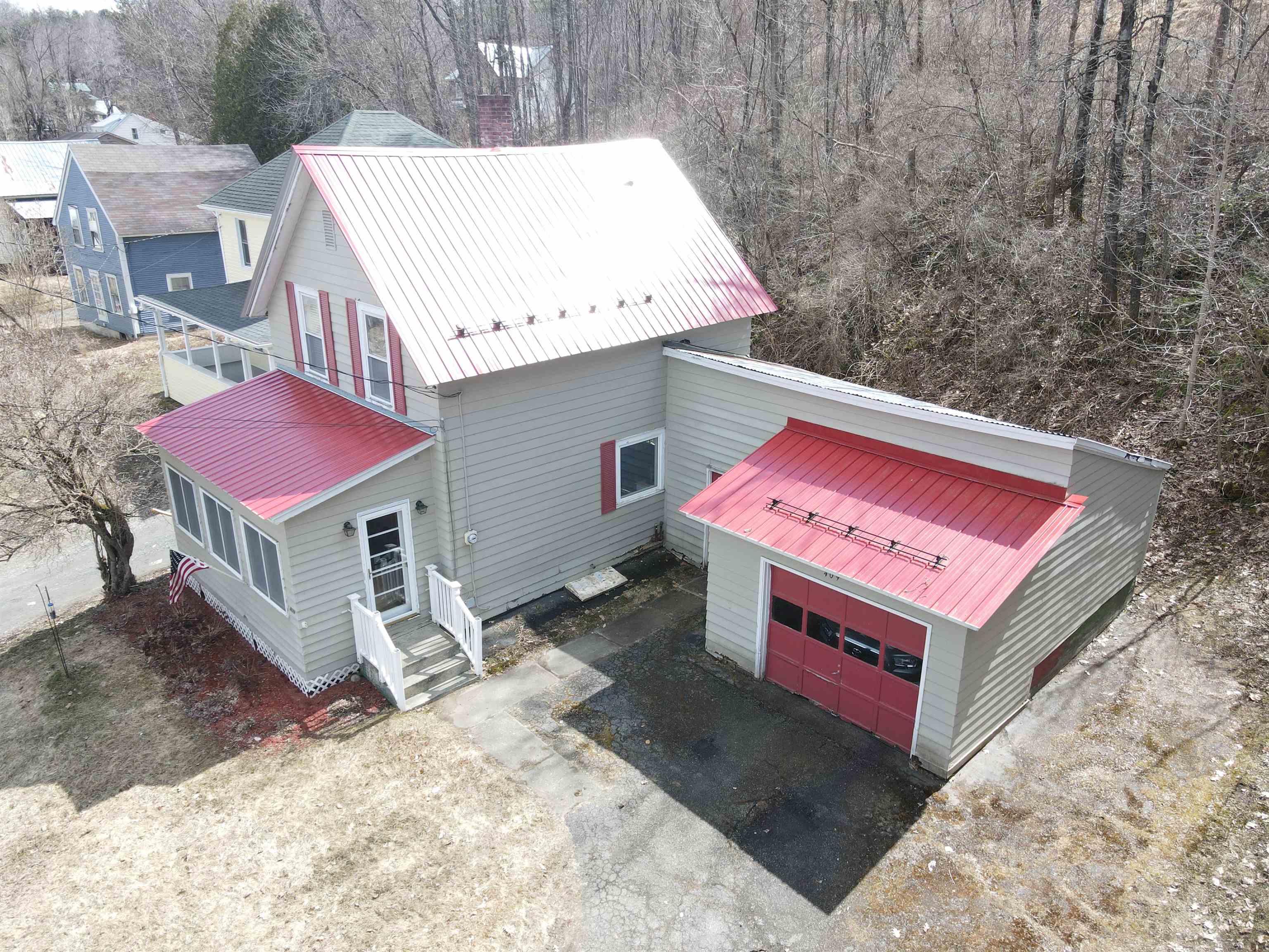 409 Glen Road Property Photo
