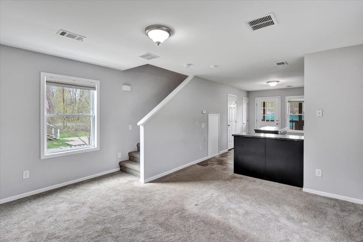 126 O'hear Court Property Photo 4