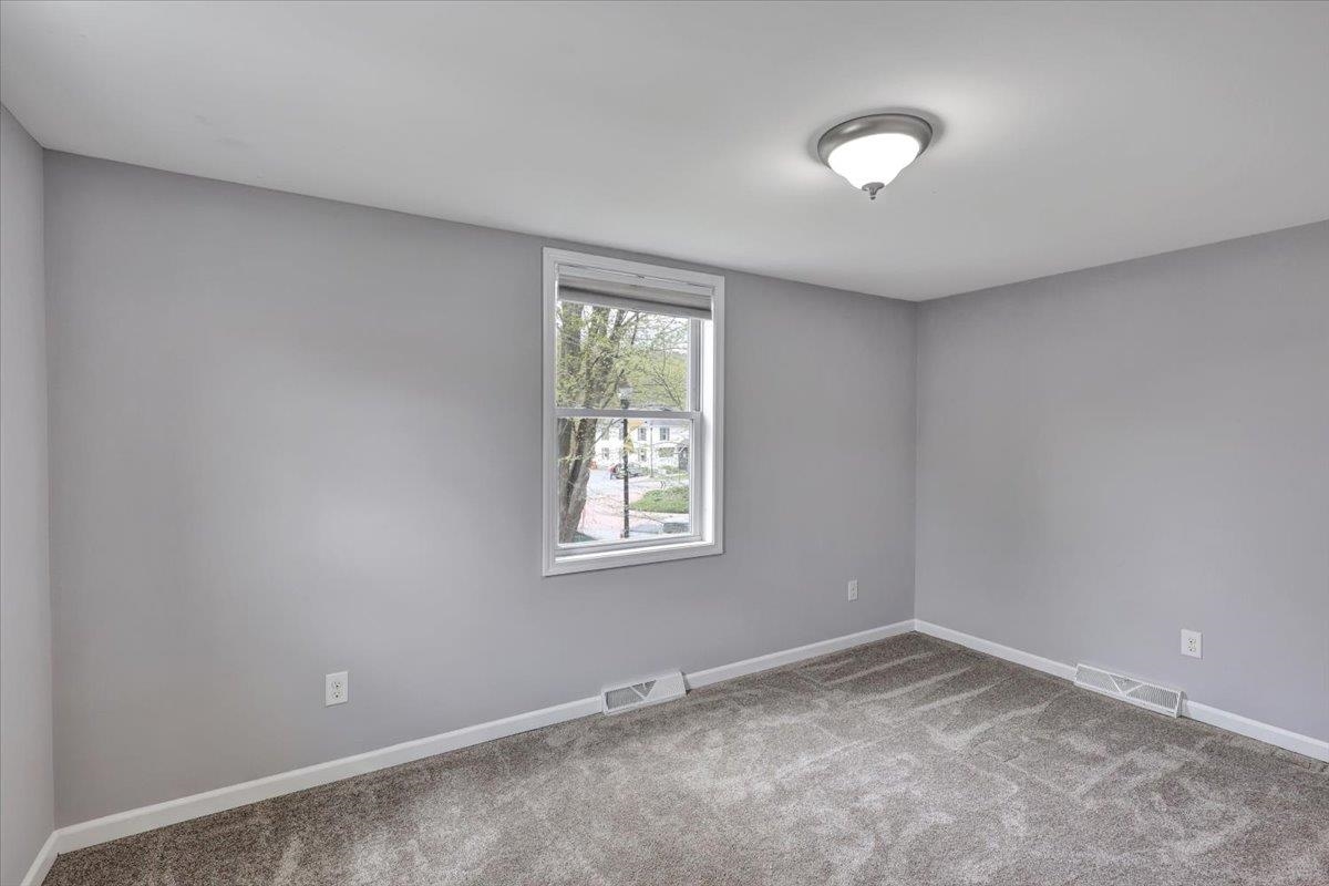 126 O'hear Court Property Photo 13