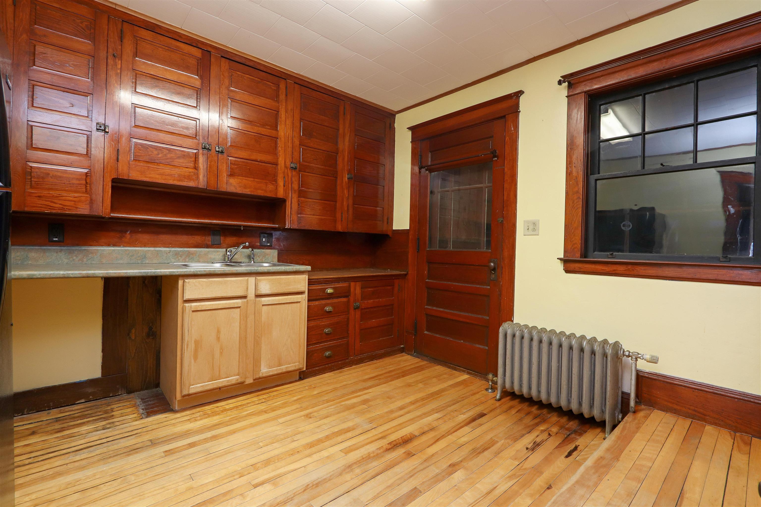 77 Concord Avenue Property Photo 8