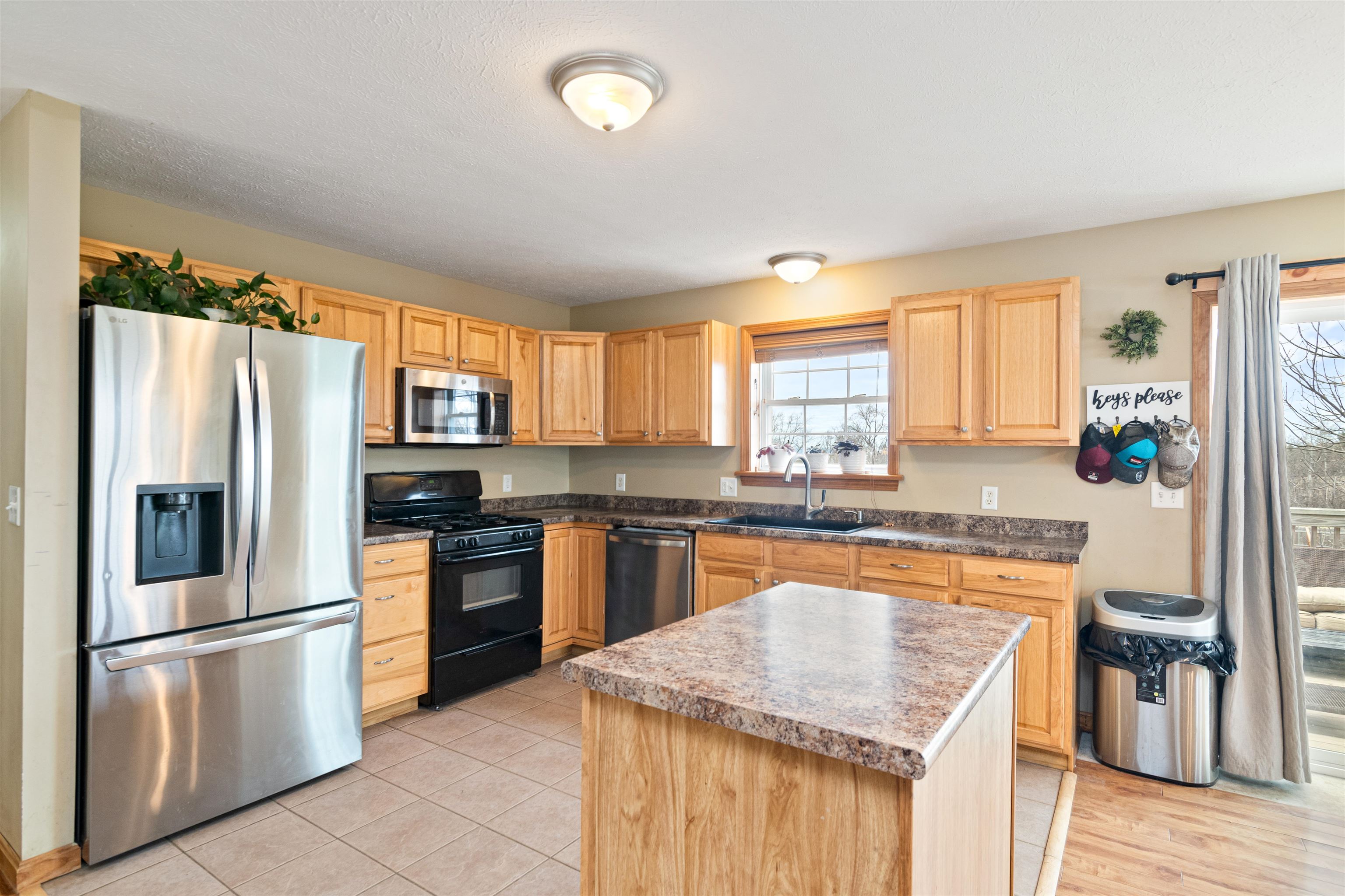 3 Dawn's Way Property Photo