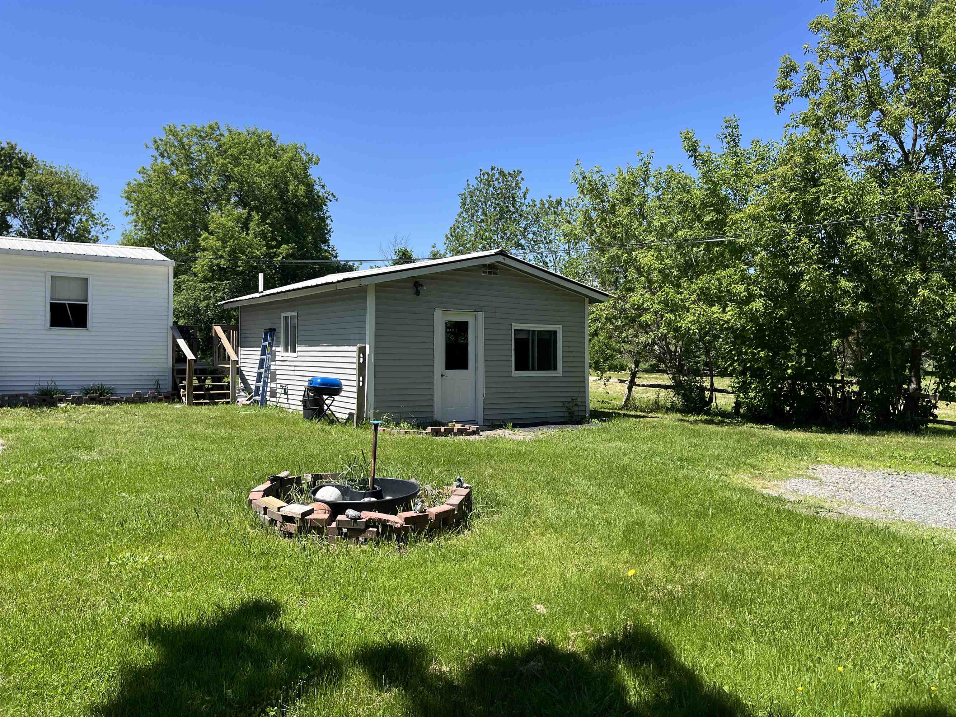 24 Pearl Ave Extension Property Photo 4