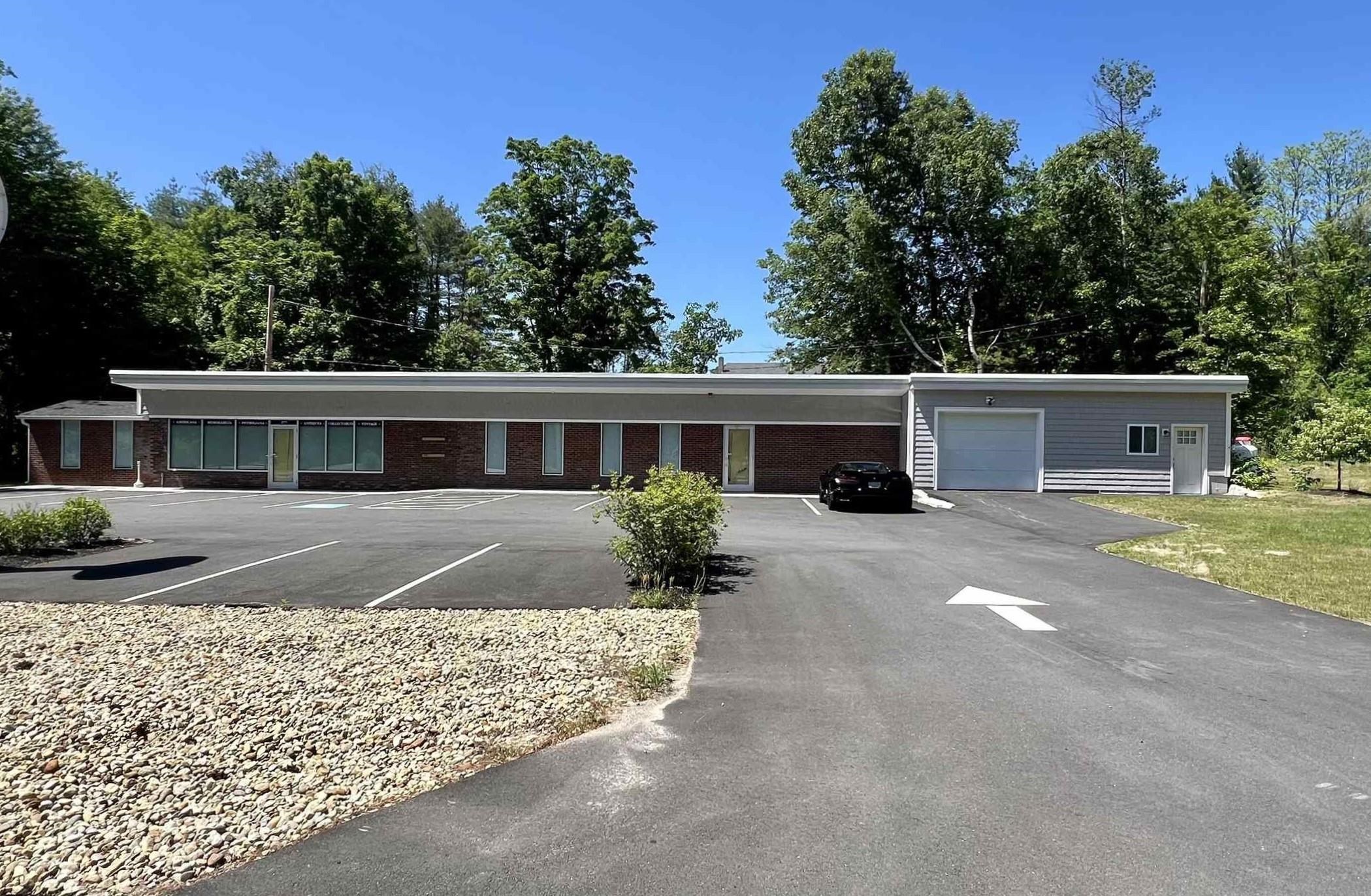 277 Pleasant Street B Property Photo 1