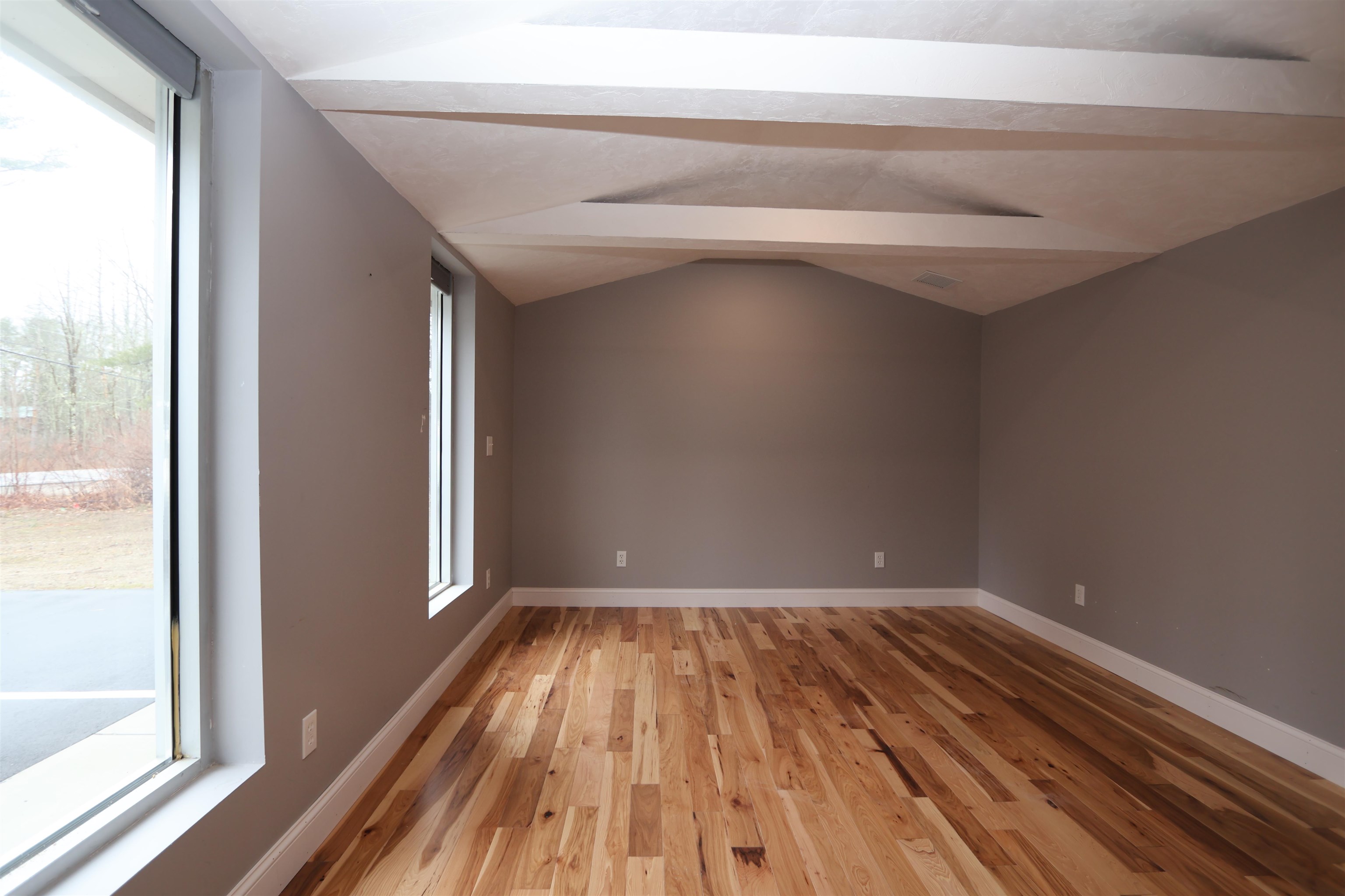 277 Pleasant Street B Property Photo 2