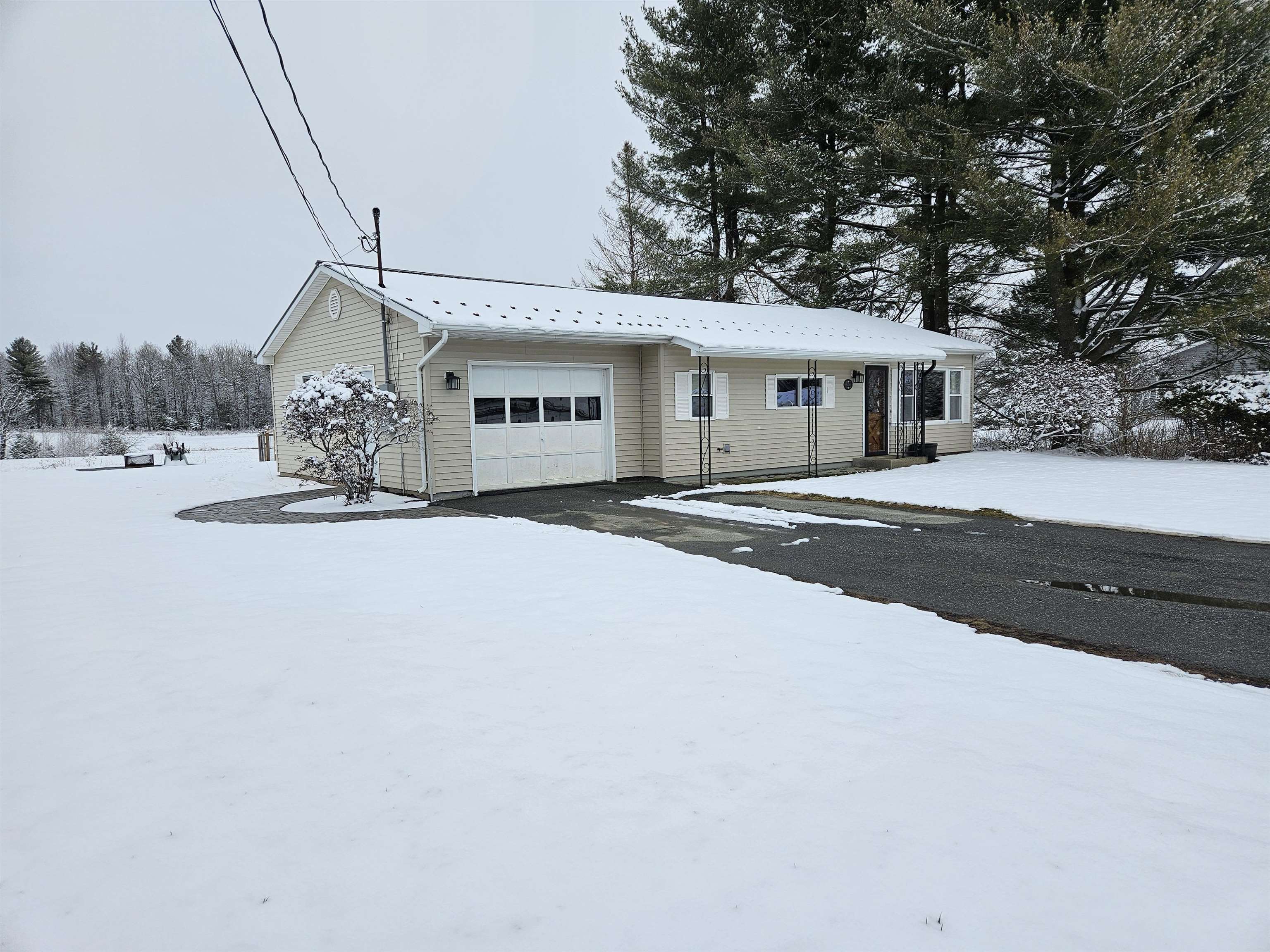936 Elm Street Property Photo